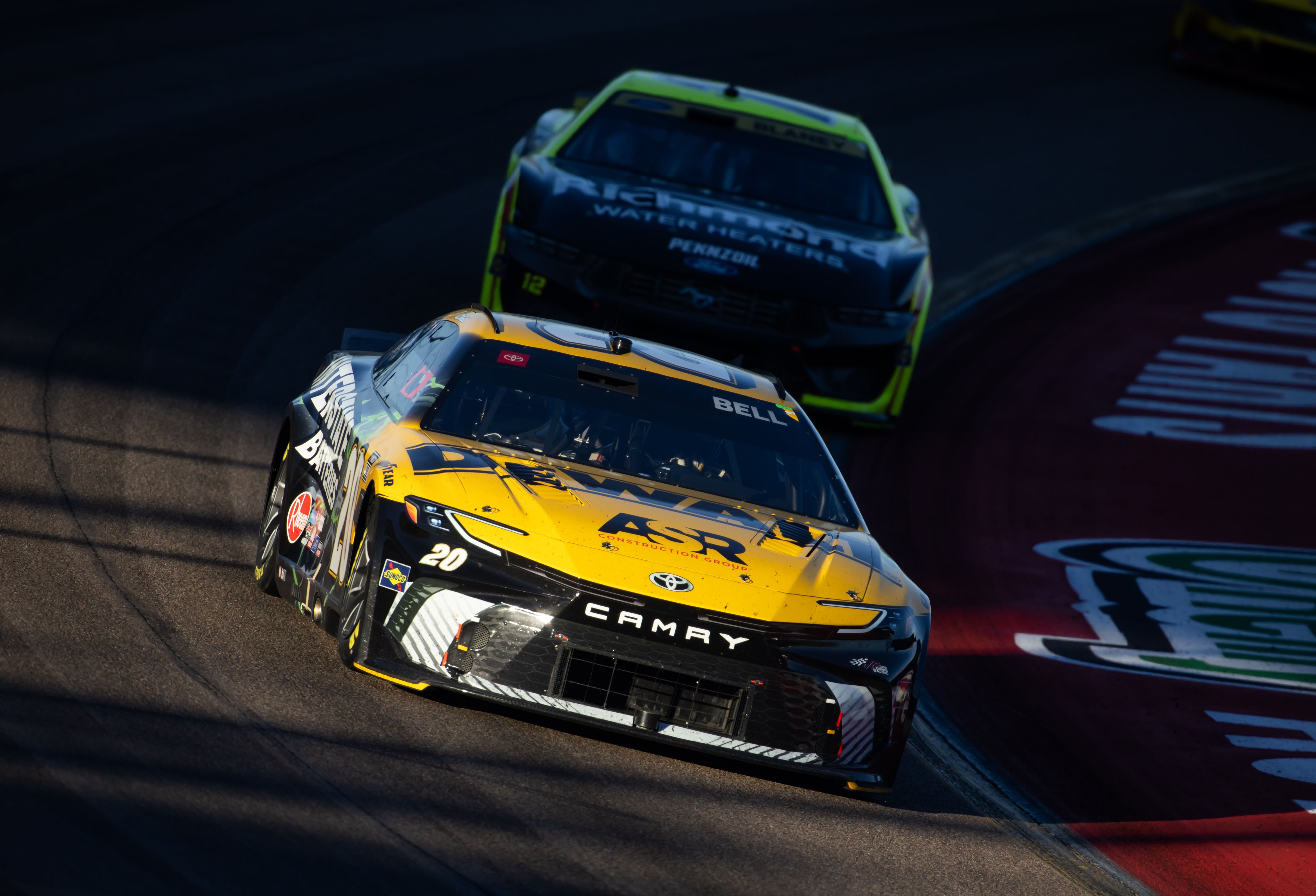 Christopher Bell (20) during the NASCAR Cup Series Championship race at Phoenix Raceway - Source: Imagn