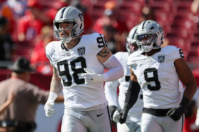 Raiders' Maxx Crosby sends 3-word message as California wildfires tear through Palisades