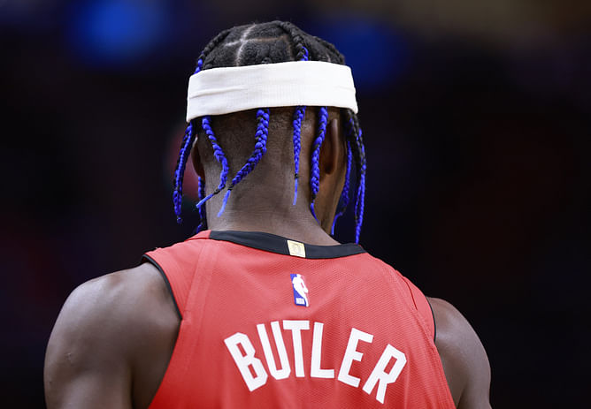 "Stefon Diggs of the NBA": Fans react as Jimmy Butler hit with 'unemployed' remark over $107 coffee mishap at his own shop