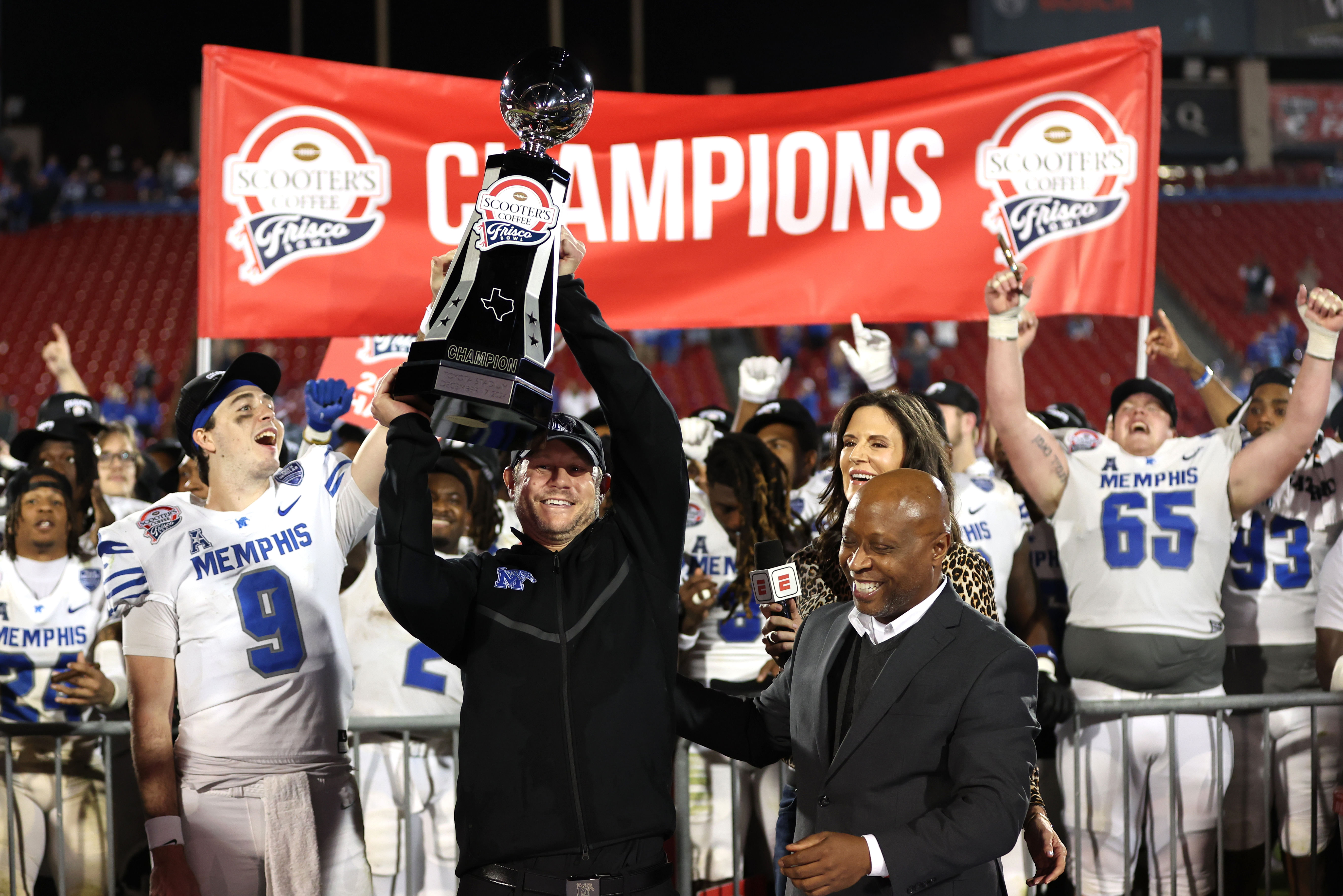 Memphis&#039;s Bowl win over West Virginia helped the AAC to the best conference winning percentage (.750) of the bowl season. (Photo Credit: IMAGN)