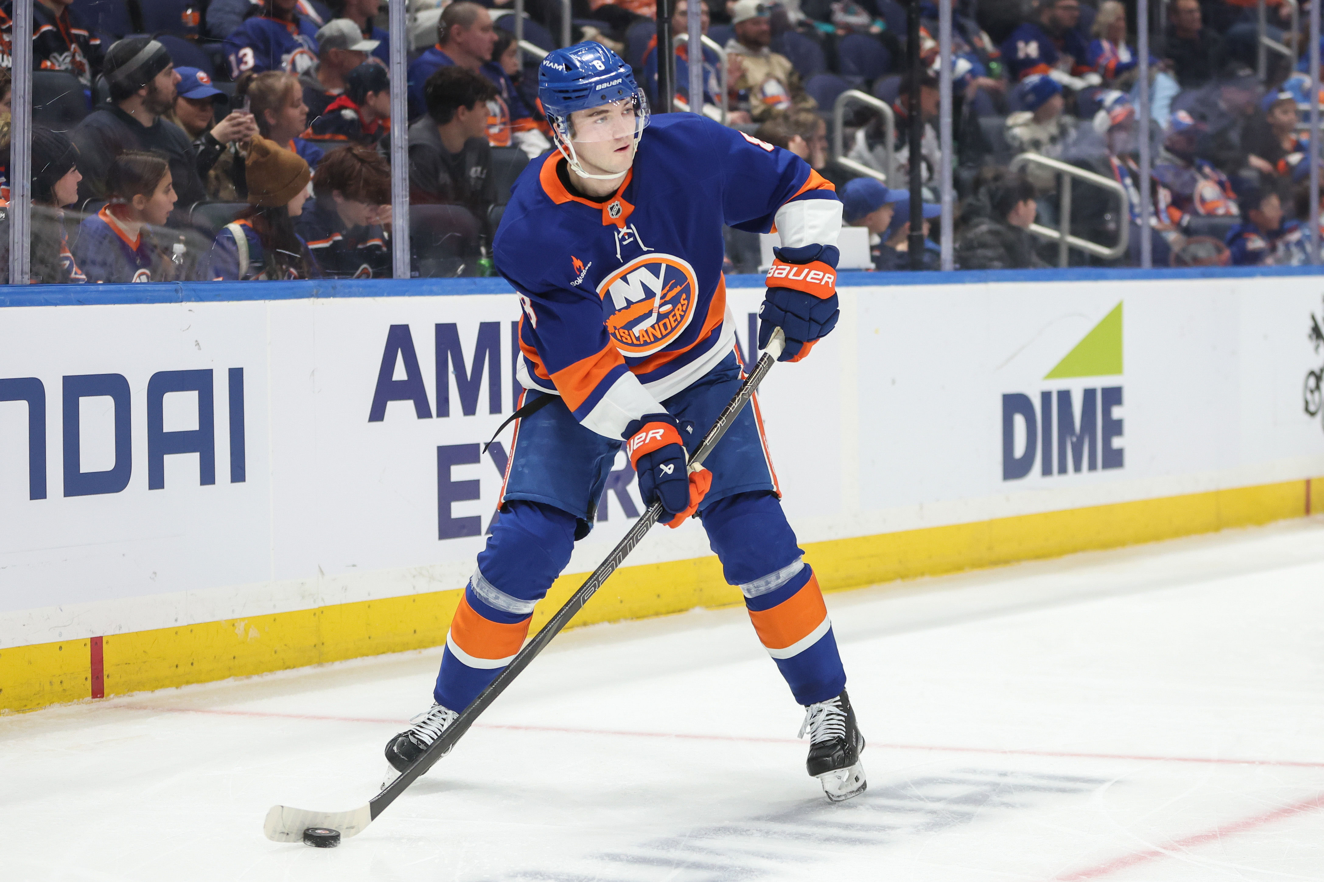 NHL: Buffalo Sabres at New York Islanders - Source: Imagn