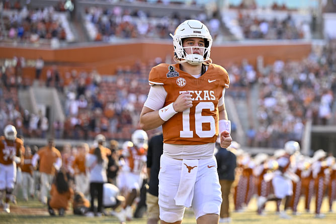 CFB insider believes Arch Manning's introduction will turn Texas into a Ferrari like Lewis Hamilton's move to Prancing Horse