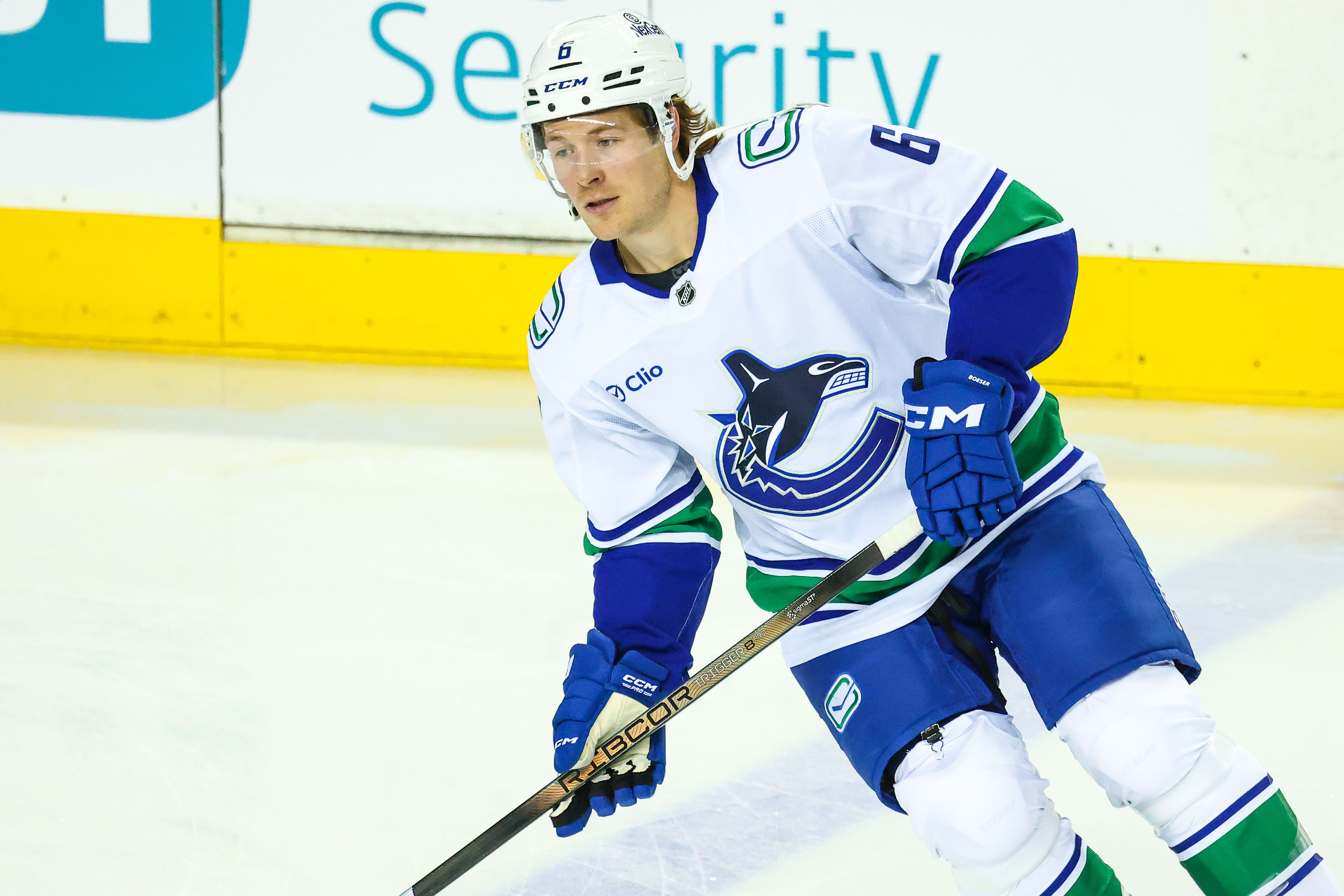 NHL: Vancouver Canucks at Calgary Flames - Source: Imagn