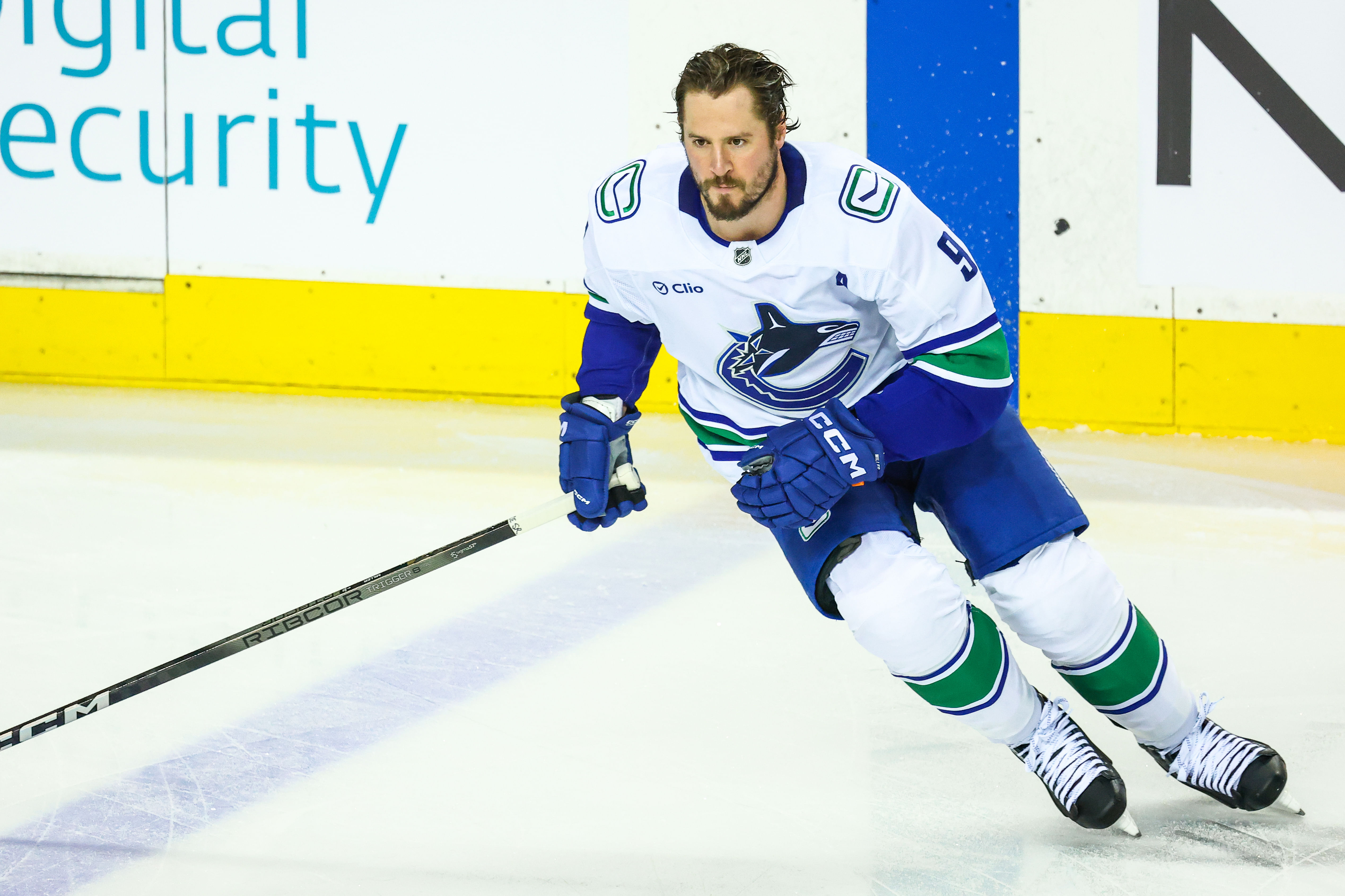 NHL: Vancouver Canucks at Calgary Flames - Source: Imagn