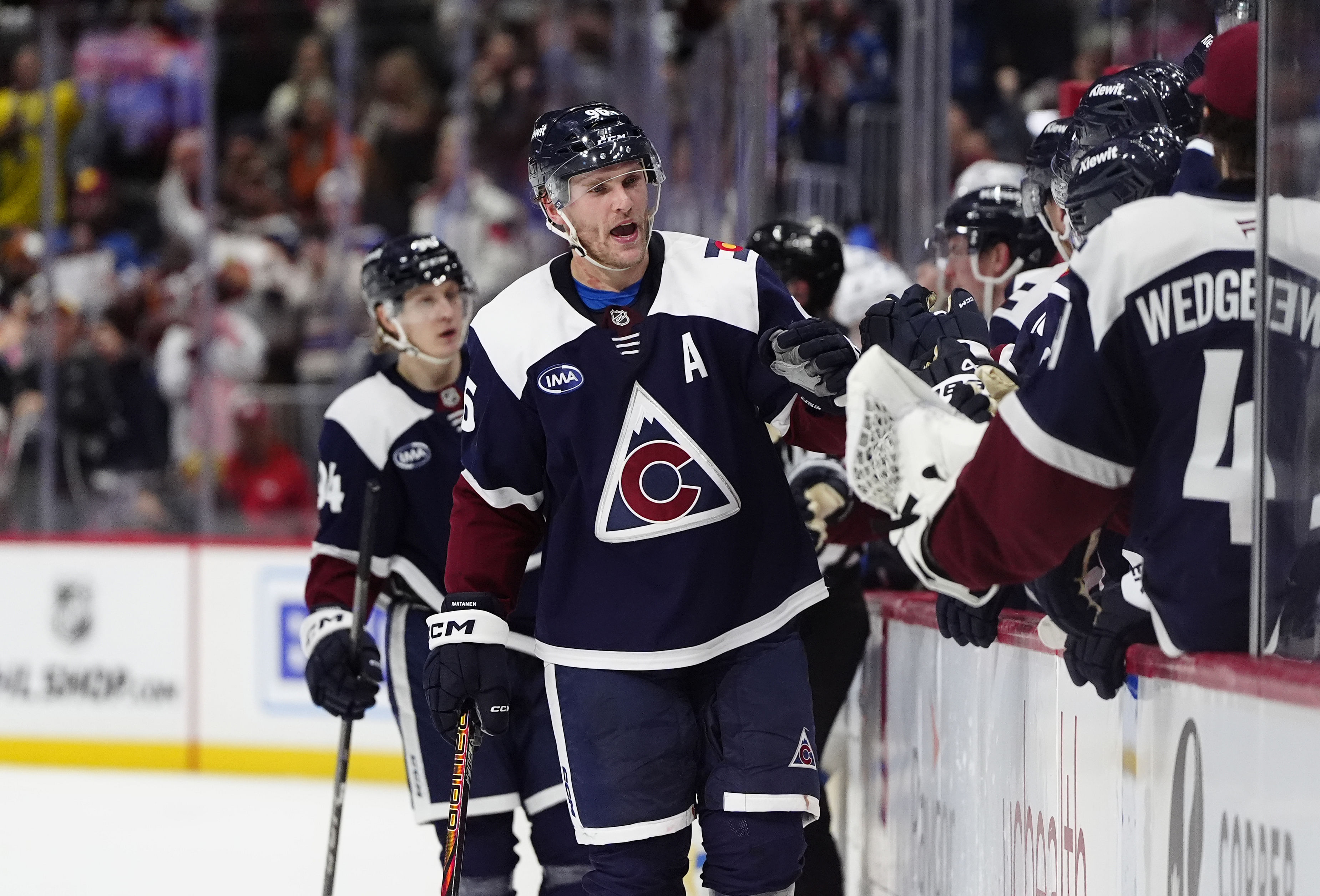 NHL: Winnipeg Jets at Colorado Avalanche - Source: Imagn