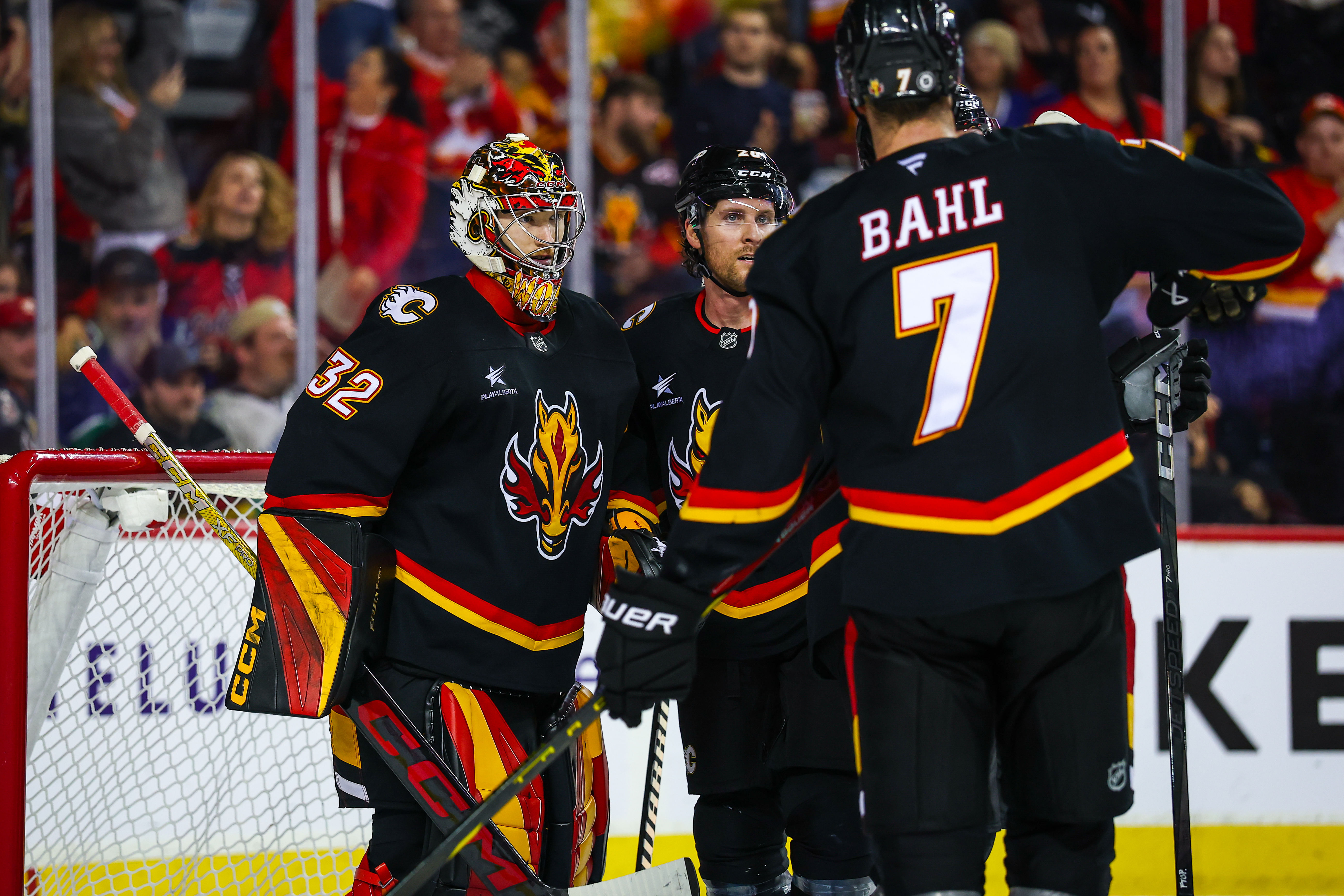 NHL: Vancouver Canucks at Calgary Flames - Source: Imagn