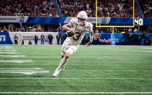 Texas QB Quinn Ewers is expected to lead the offense for the Longhorns in the Cotton Bowl - Source: Imagn