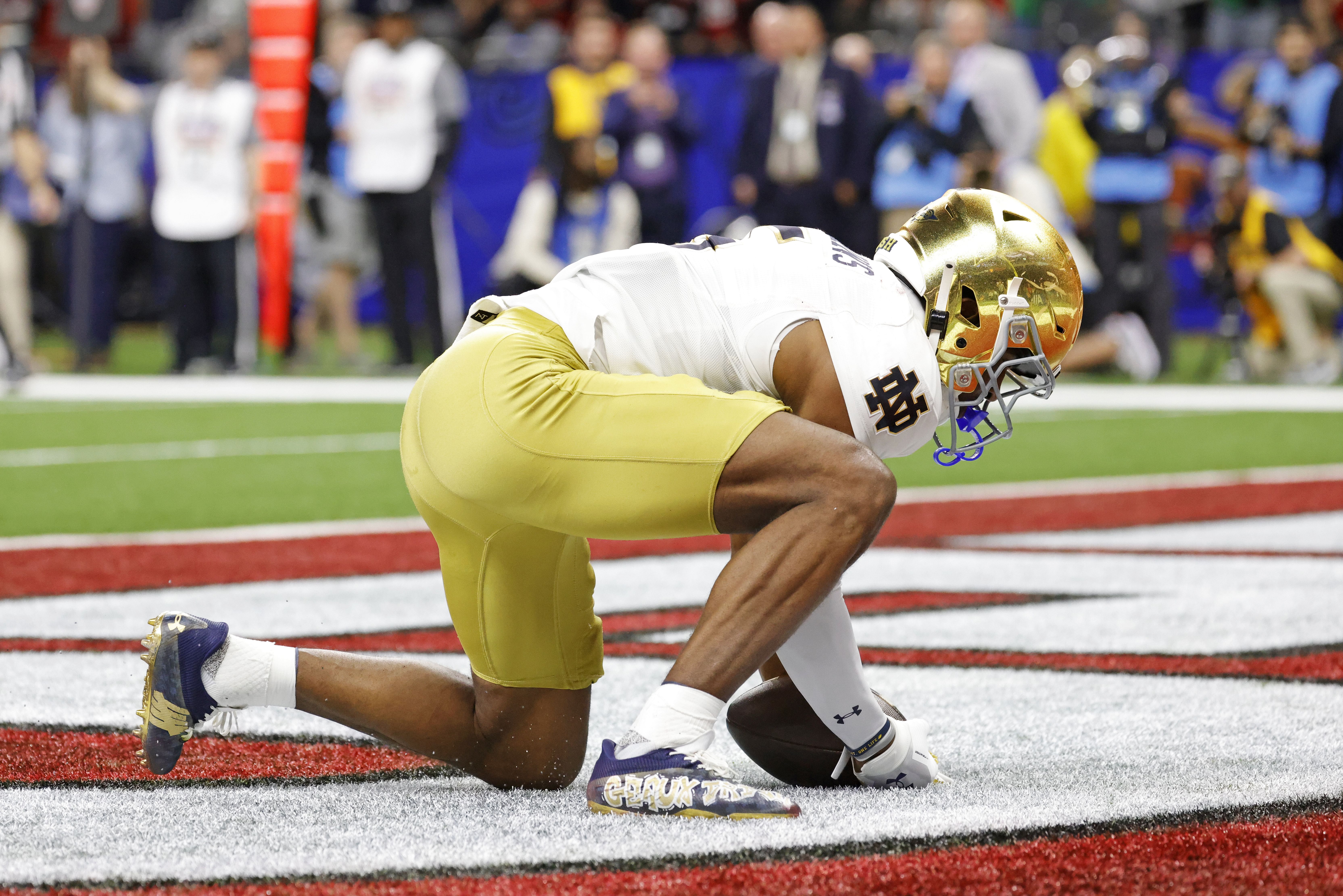 Wide receiver Beaux Collins would be a substantial loss for Notre Dame in the CFP title game if he is unable to play. (Photo Credit: IMAGN)