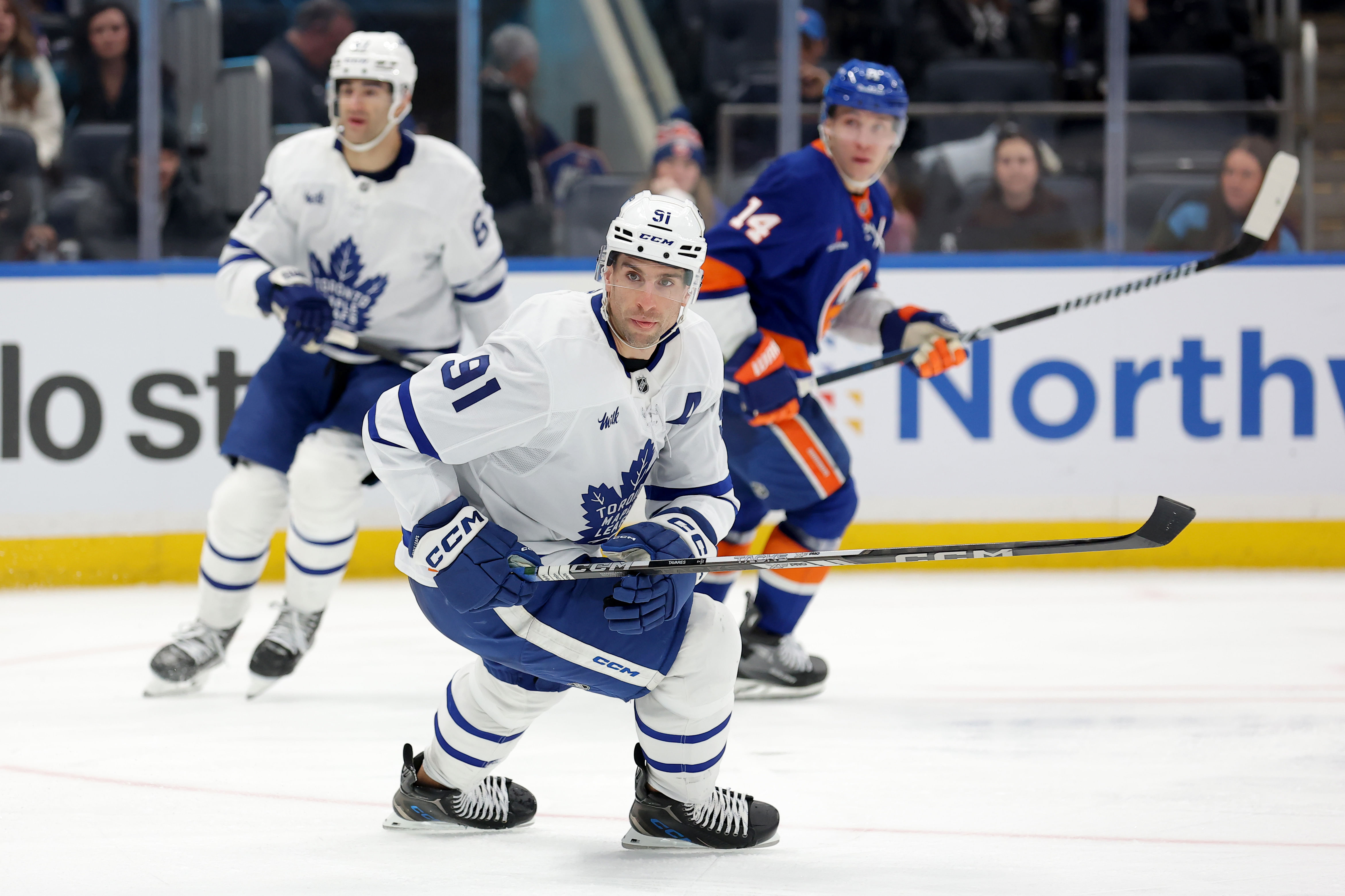 NHL: Toronto Maple Leafs at New York Islanders - Source: Imagn