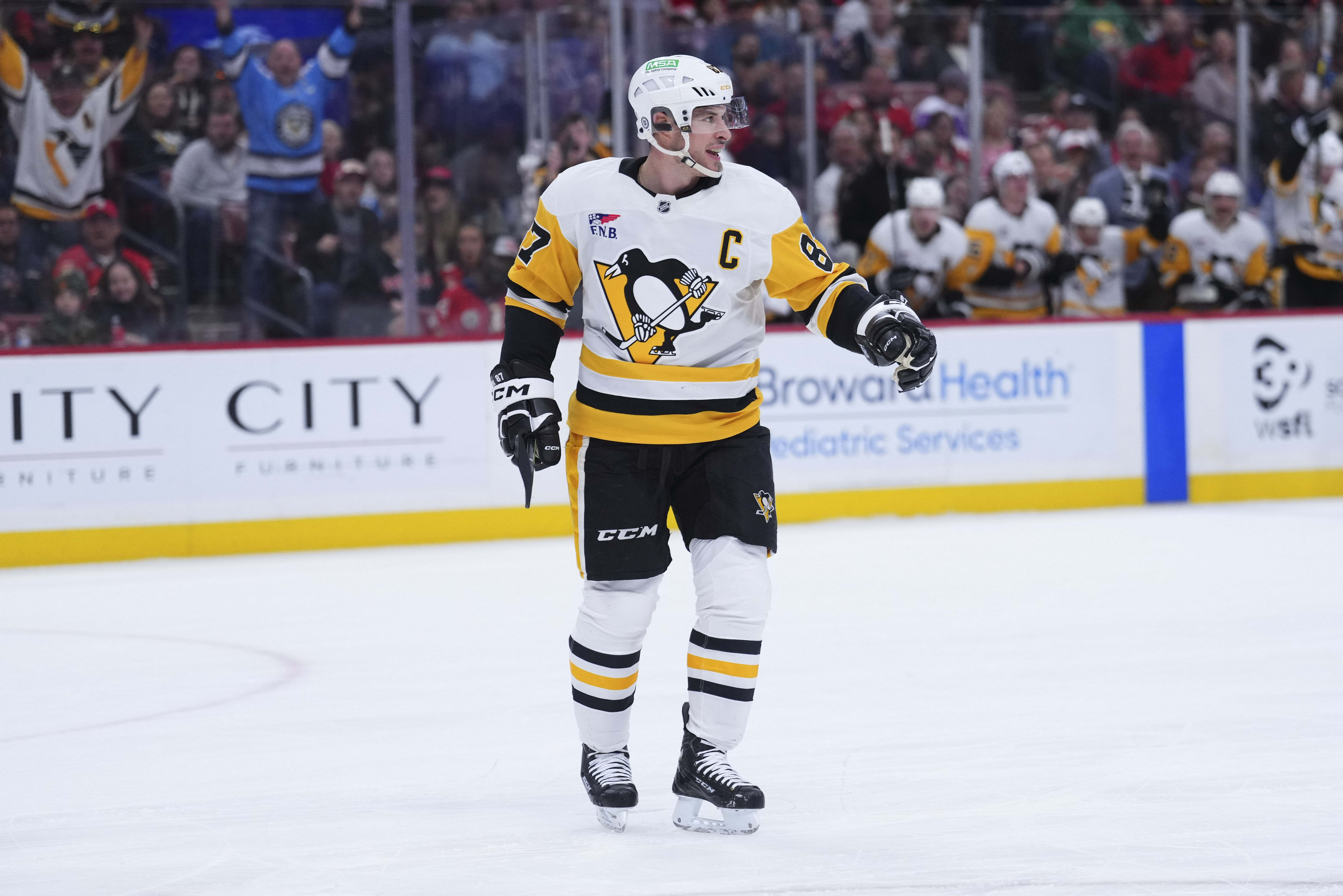 NHL: Pittsburgh Penguins at Florida Panthers - Source: Imagn