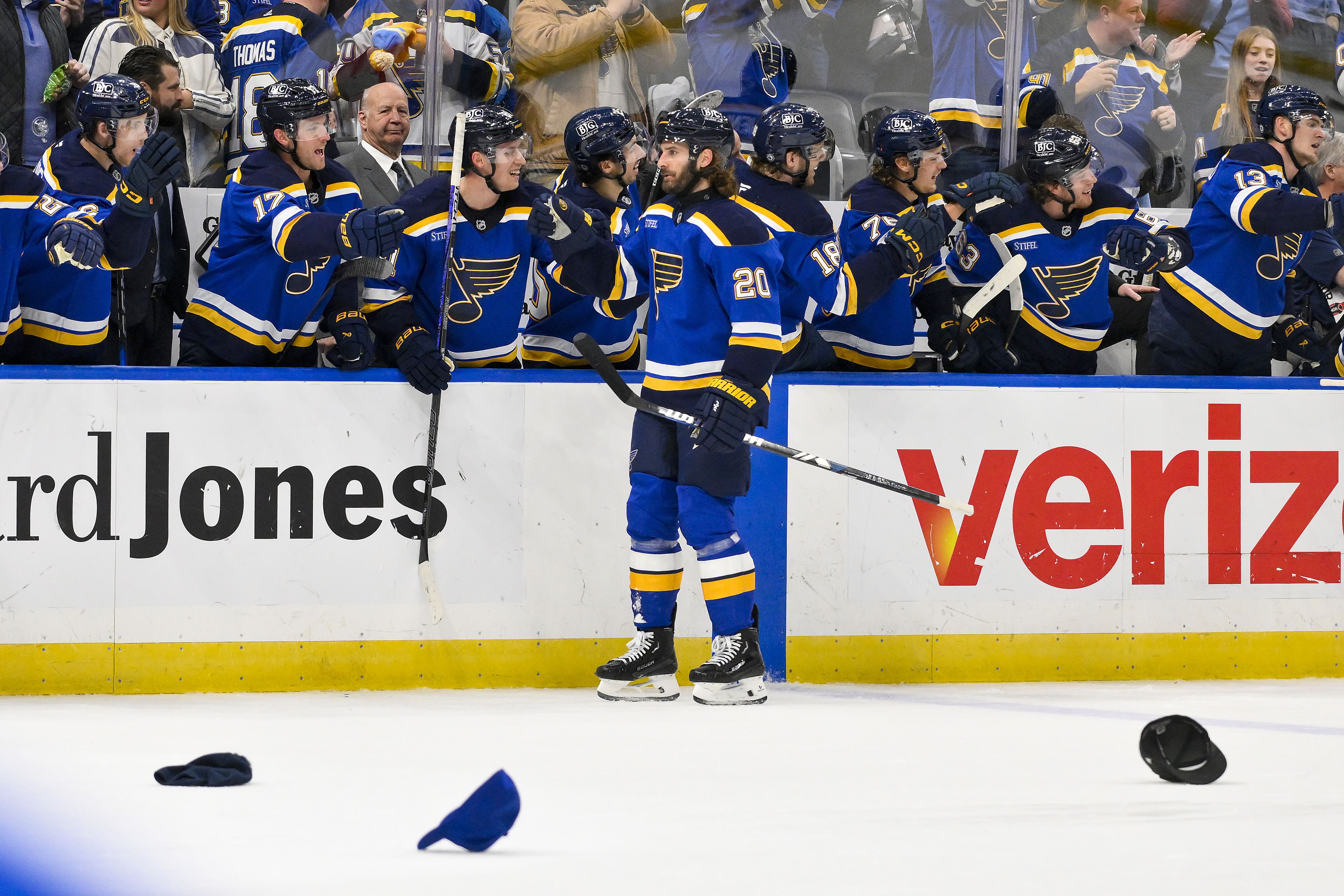 NHL: Ottawa Senators at St. Louis Blues - Source: Imagn