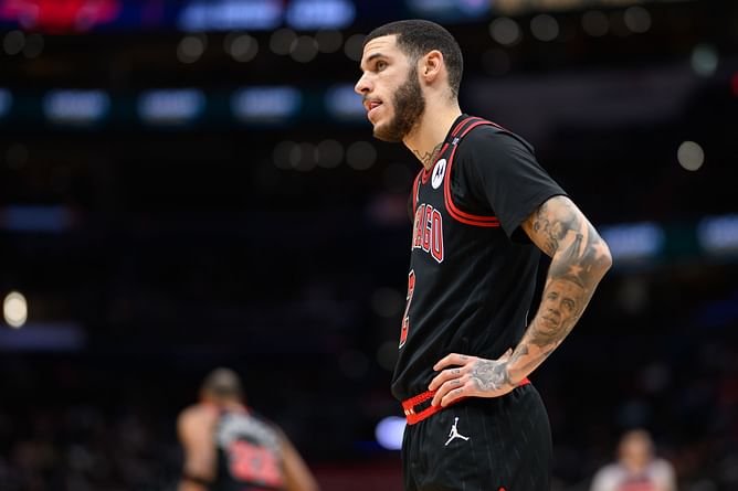 Lonzo Ball reveals story behind cover art of LiAngelo Ball's Billboard hit 'Tweaker'