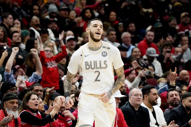 "Able to swerve, bend that corner": Bulls broadcaster uses verse from LiAngelo Ball's hit track for Lonzo Ball's sequence vs. Pacers