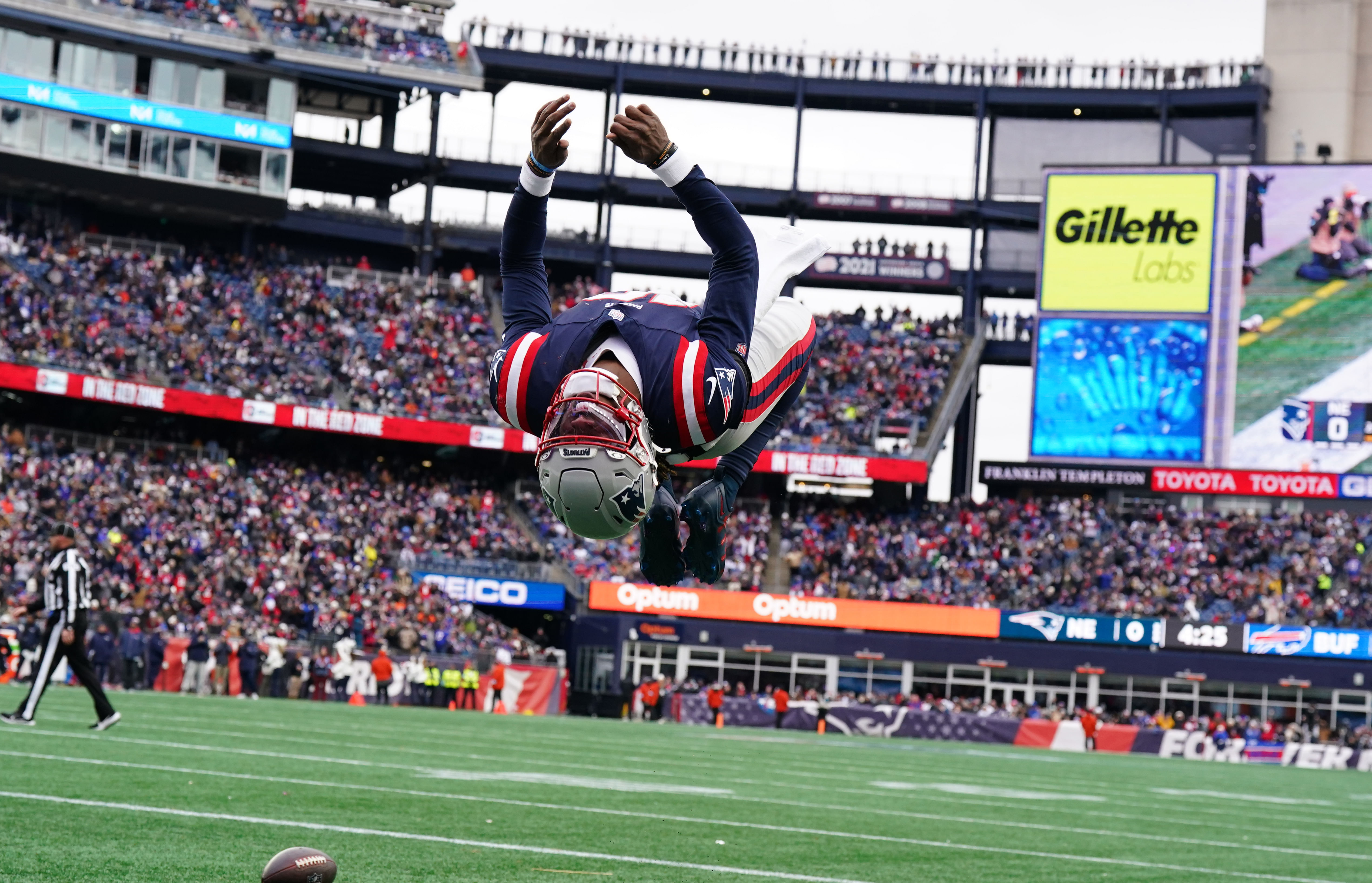 NFL: Buffalo Bills at New England Patriots (Image Source: Imagn)