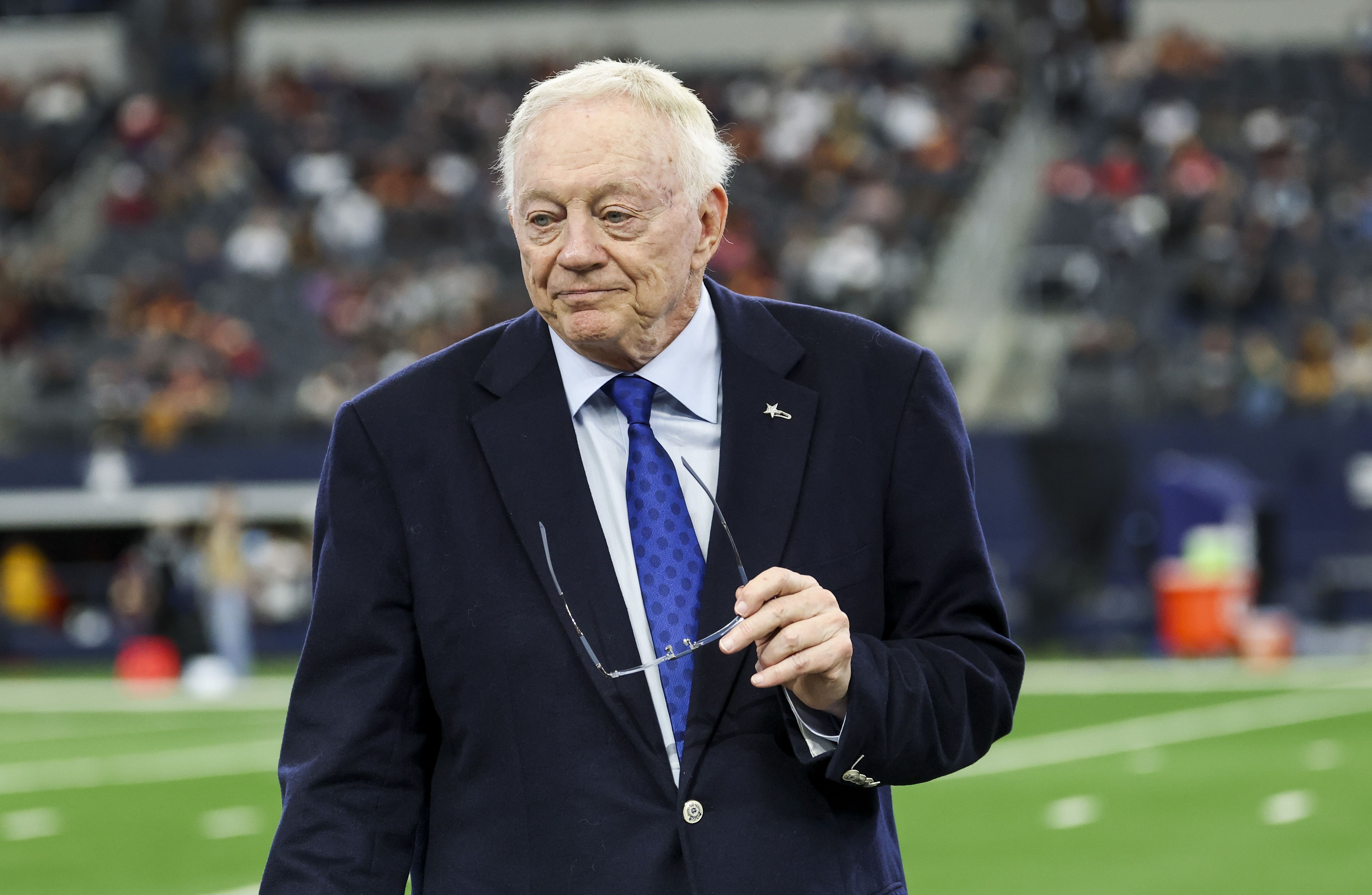 NFL: Washington Commanders at Dallas Cowboys - Source: Imagn