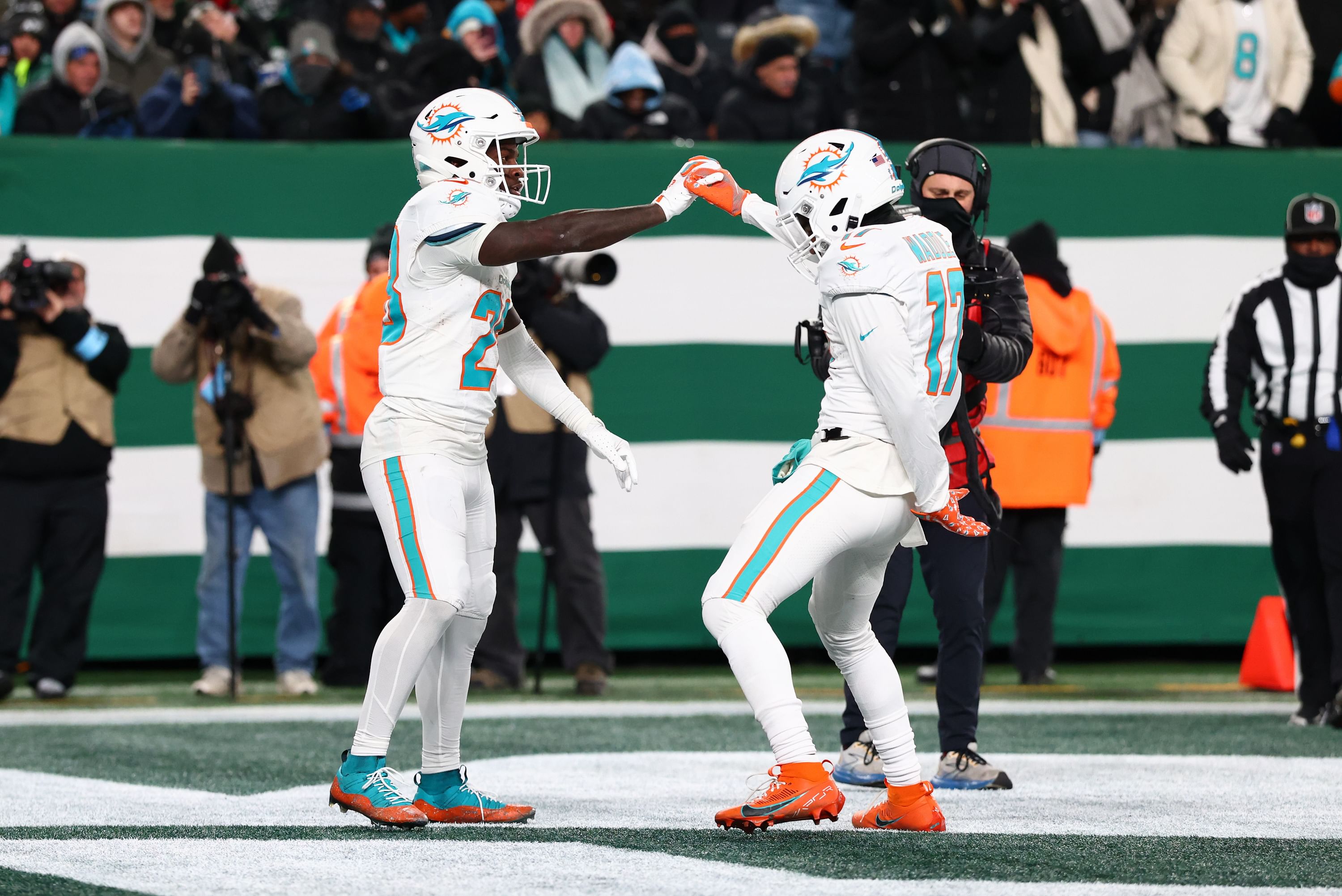 NFL: Miami Dolphins at New York Jets - Source: Imagn