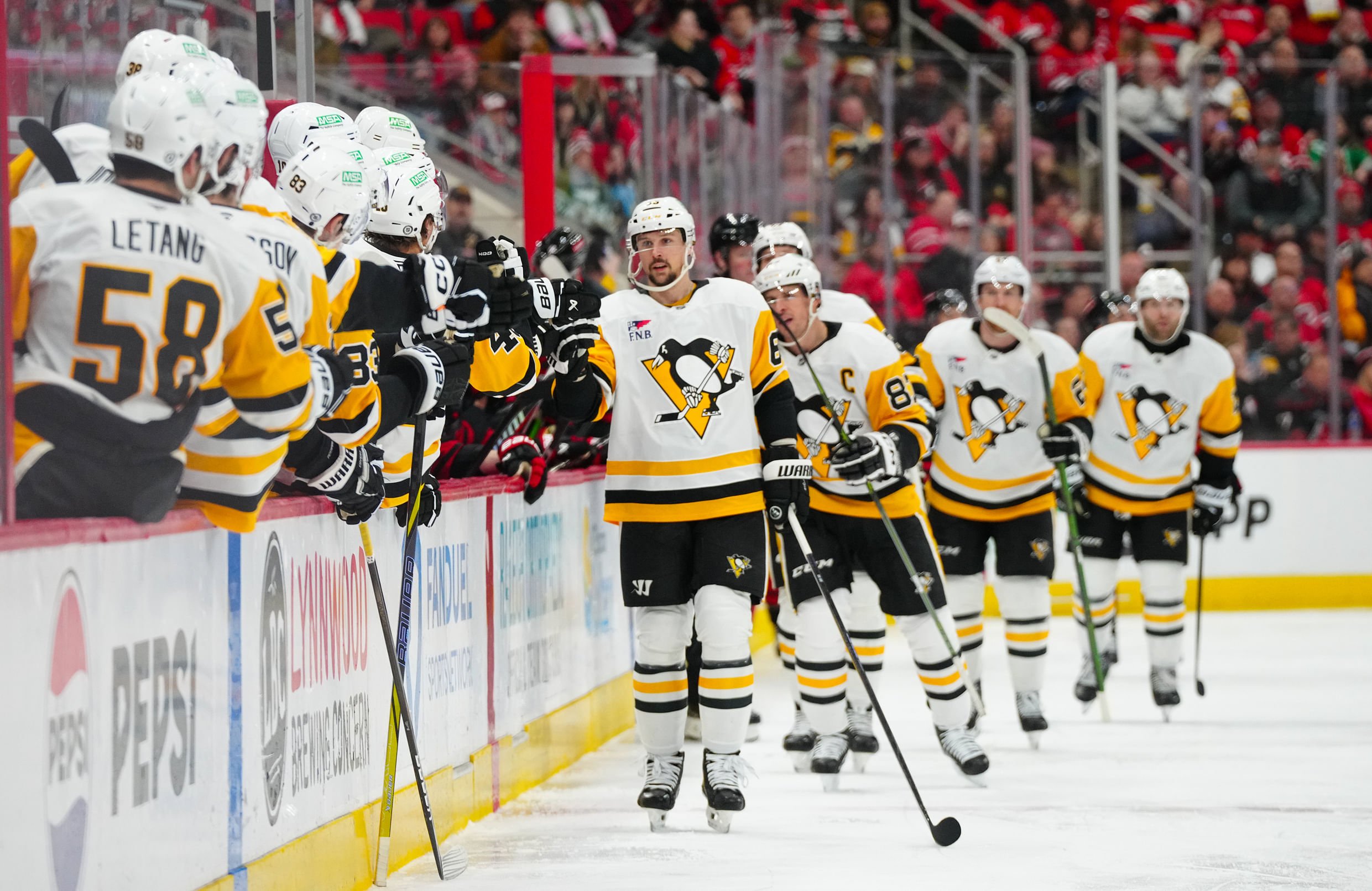 NHL: Pittsburgh Penguins at Carolina Hurricanes - Source: Imagn