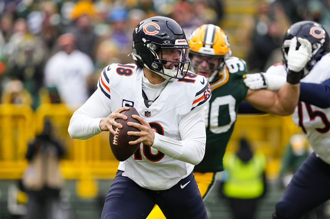 Ex-Lions QB makes feelings known on Caleb Williams' "uncoachable" traits as Bears look for new HC