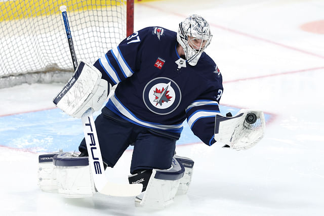 NHL: Nashville Predators at Winnipeg Jets - Source: Imagn