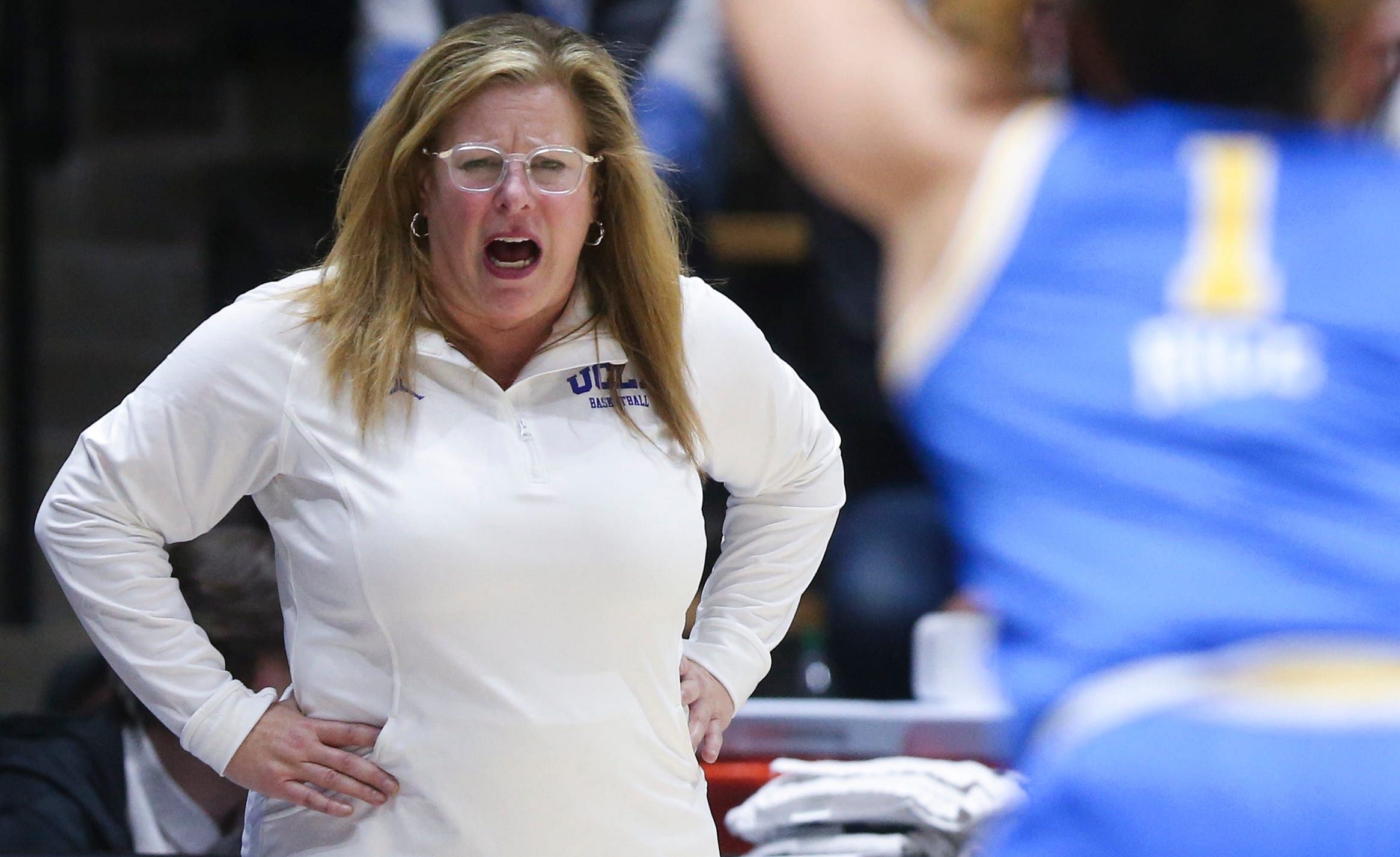 UCLA Bruins head coach Cori Close yells down court during the game against the Purdue Boilermakers at Mackey Arena in West Lafayette on Jan. 7, 2025. Photo: Imagn