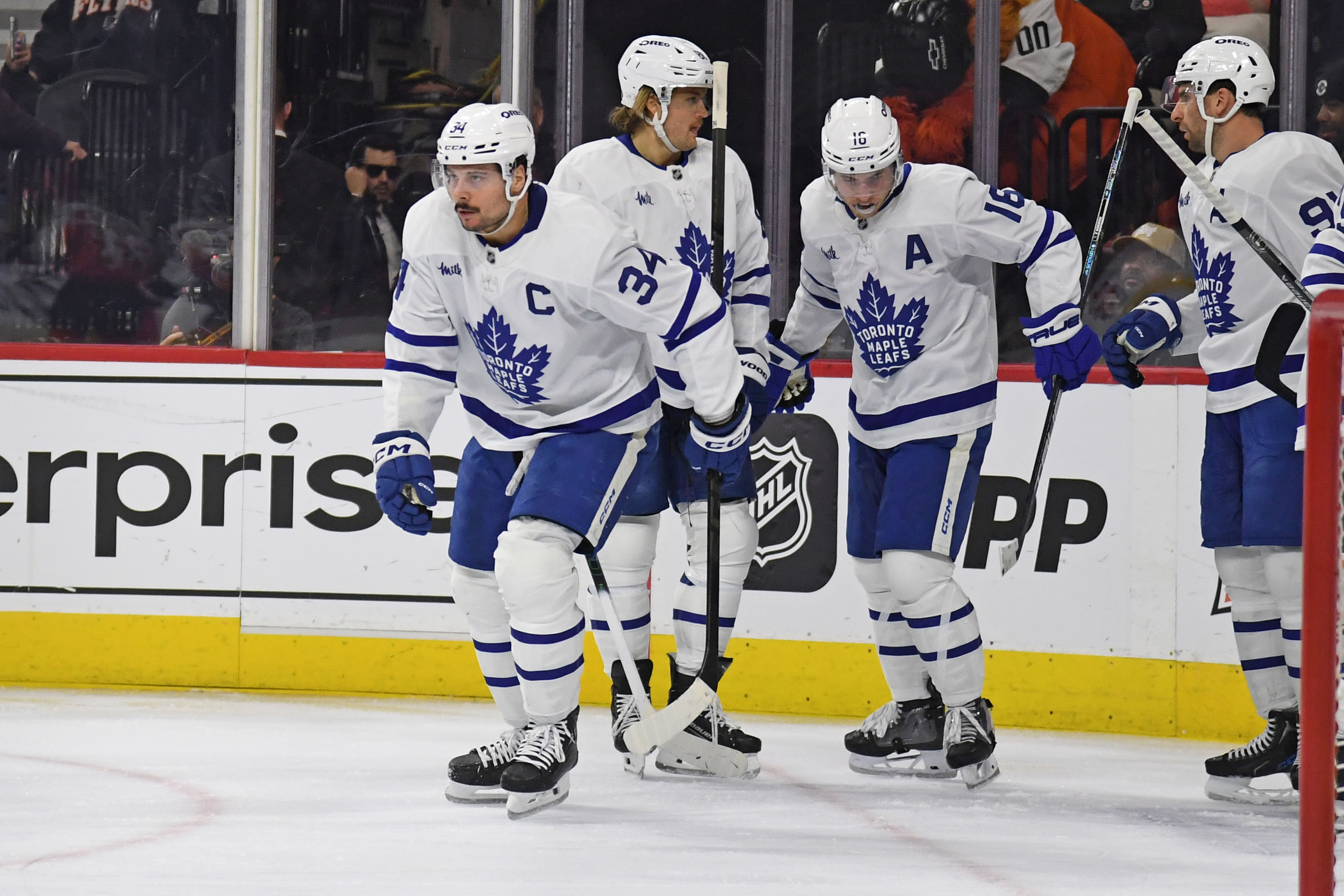 Toronto Maple Leafs center Auston Matthews (34) skates to the bench after scoring a goal against the Philadelphia Flyers during the second period at Wells Fargo Center. (Credits: IMAGN)