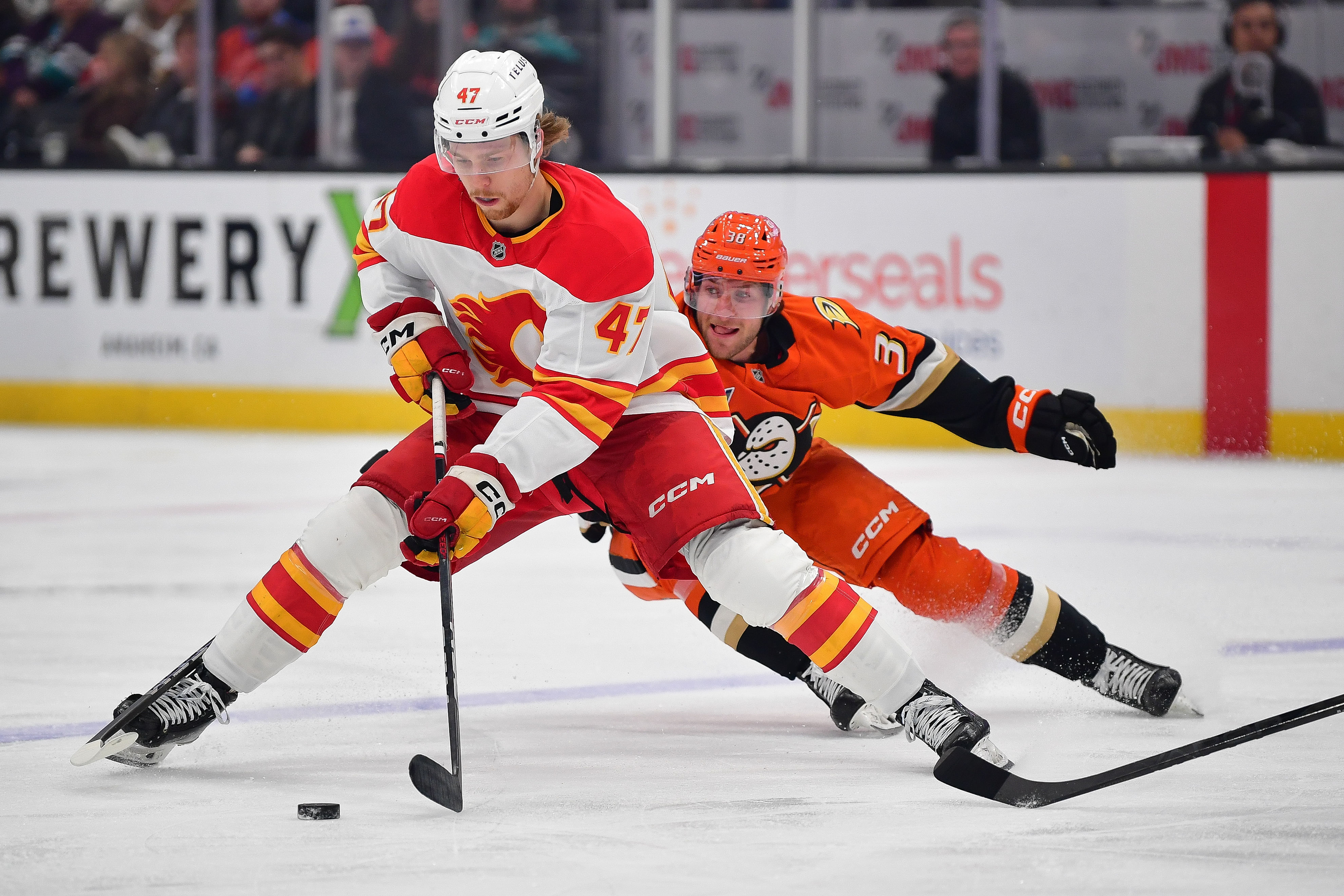 NHL: Calgary Flames at Anaheim Ducks - Source: Imagn