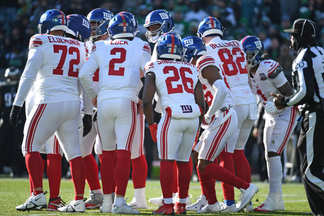 NFL exec claims failed 2025 draft pick could set Giants back a few years: Report