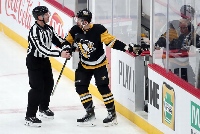 Penguins' Michael Bunting gets into a car accident ahead of game with Tampa Bay Lightning: Reports