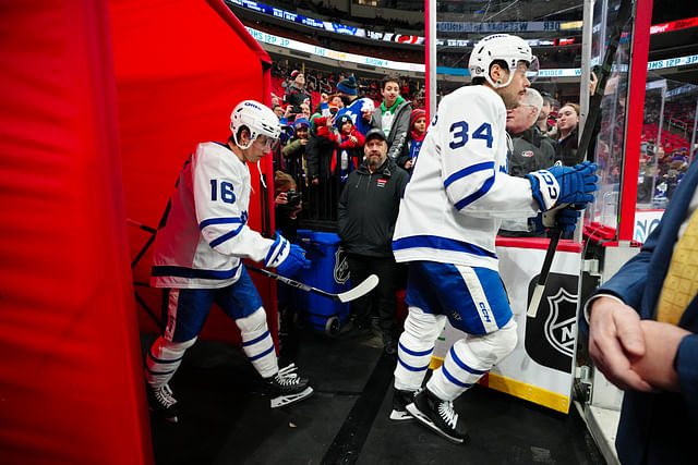 NHL: Toronto Maple Leafs at Carolina Hurricanes - Source: Imagn