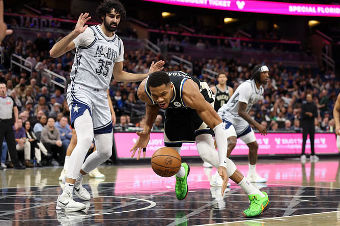Giannis Antetokounmpo Stats Tonight: How did the Bucks superstar fare against Orlando Magic? (Jan. 10)