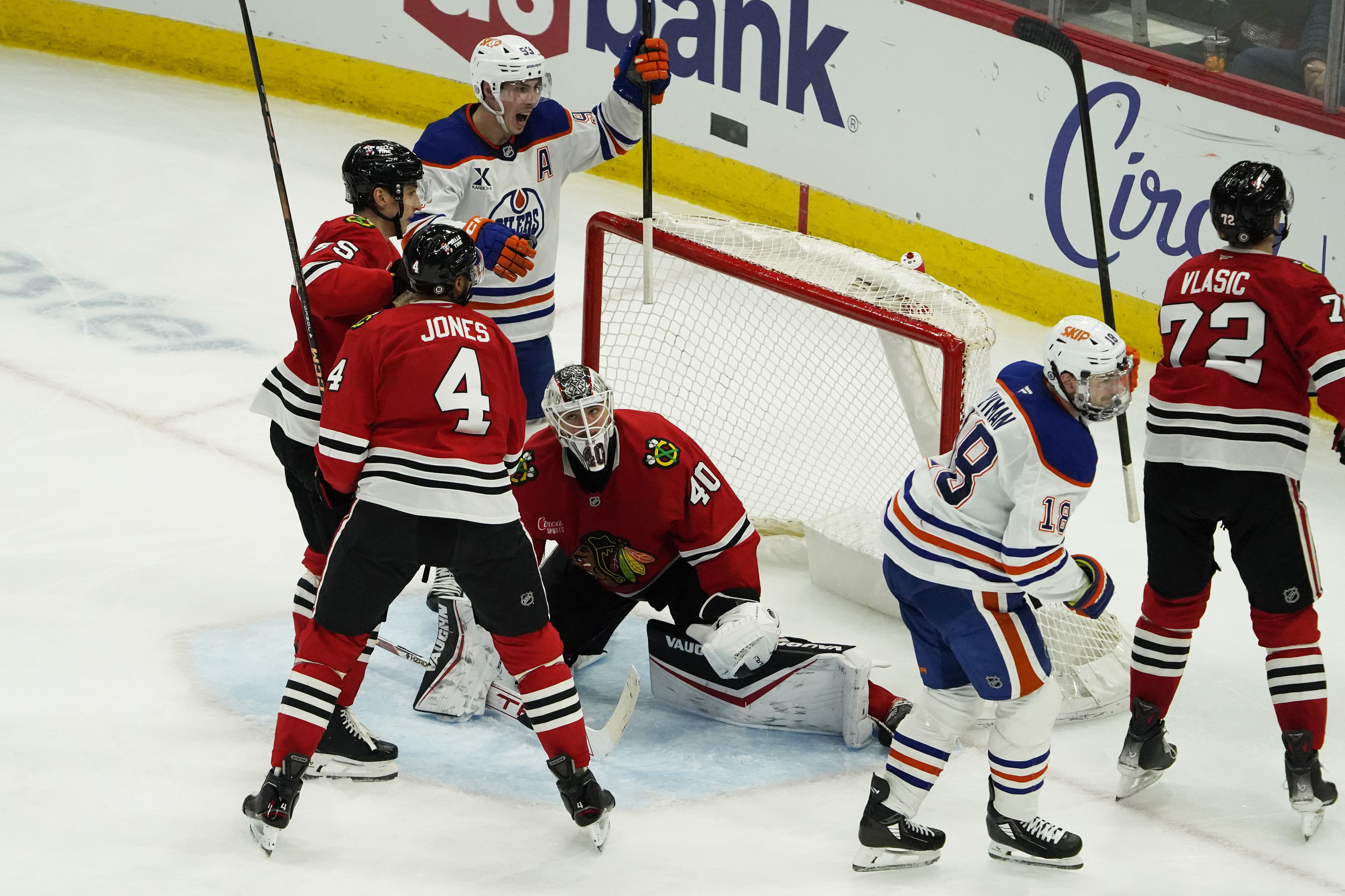 NHL: Edmonton Oilers at Chicago Blackhawks - Source: Imagn