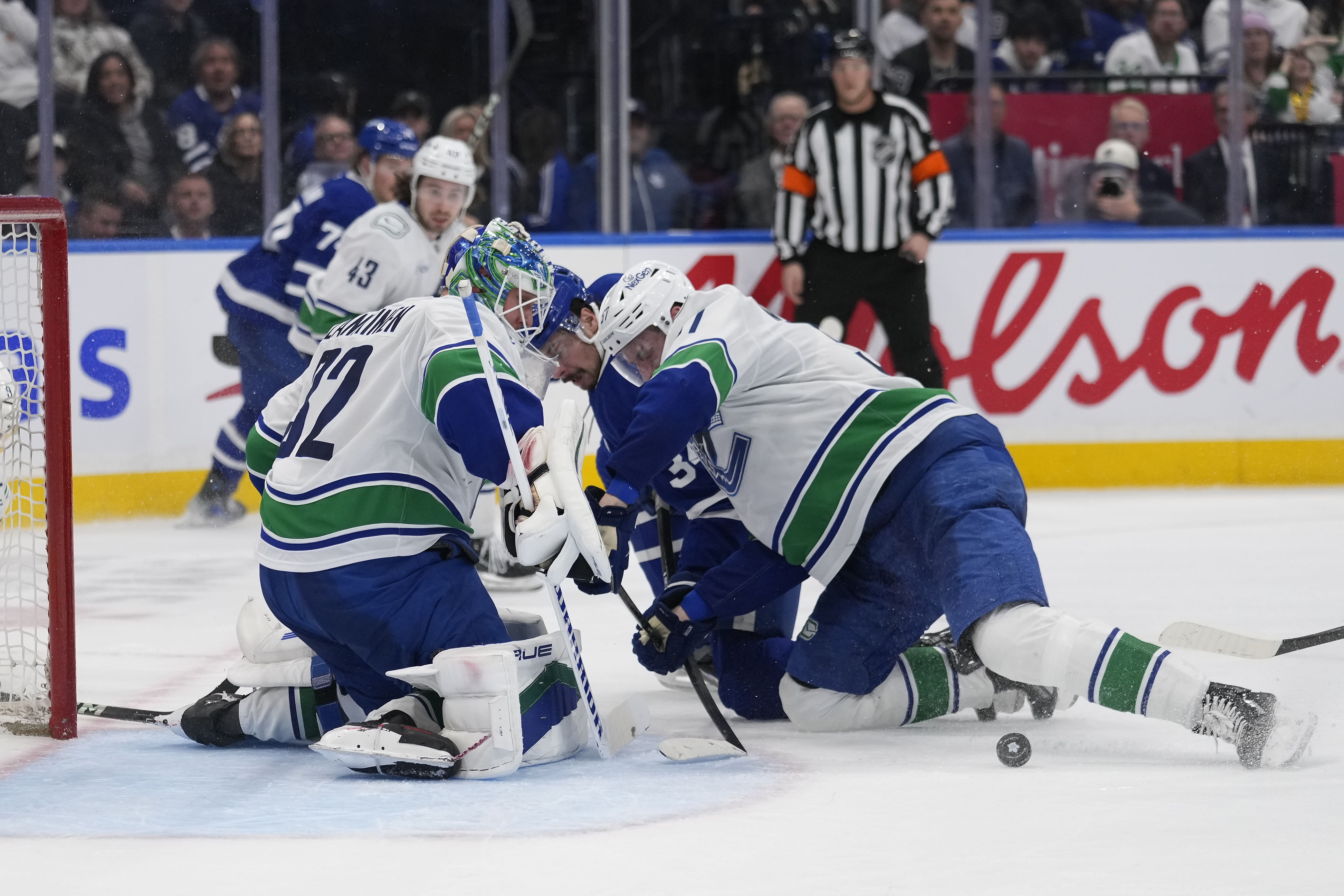 NHL: Vancouver Canucks at Toronto Maple Leafs - Source: Imagn