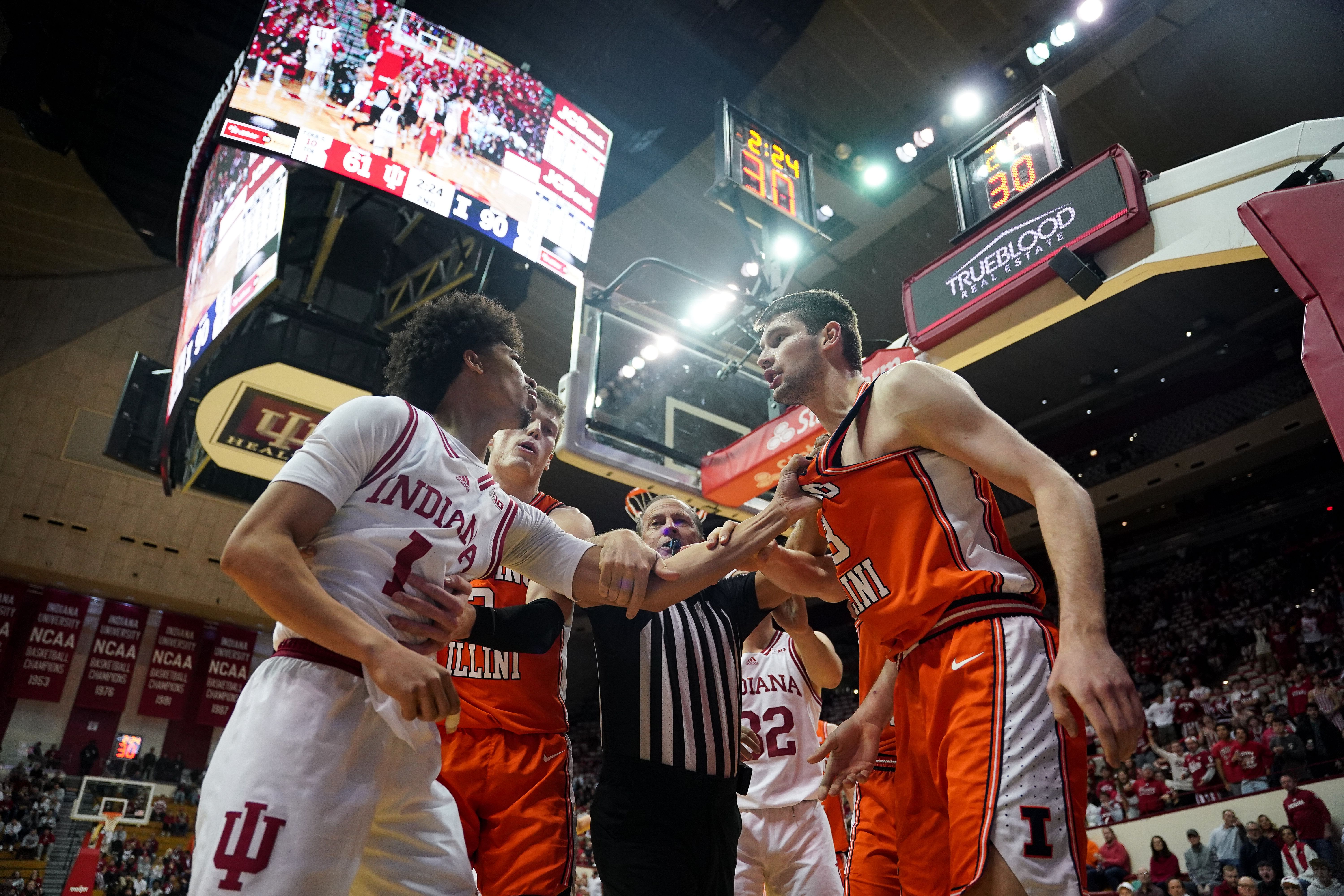 NCAA Basketball: Illinois at Indiana - Source: Imagn