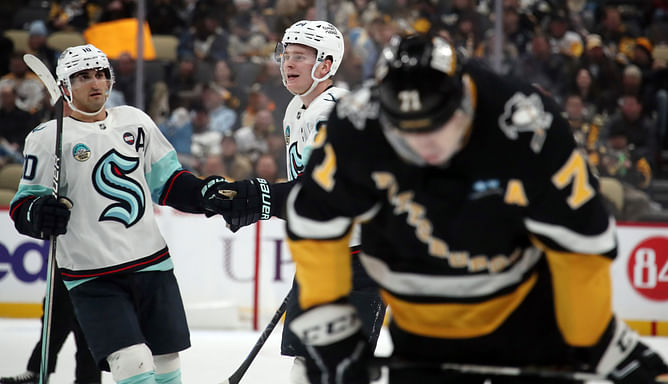 "No one is safe”: NHL insider issues shocking statement as Penguins eye ‘multiple trades’ ahead of deadline