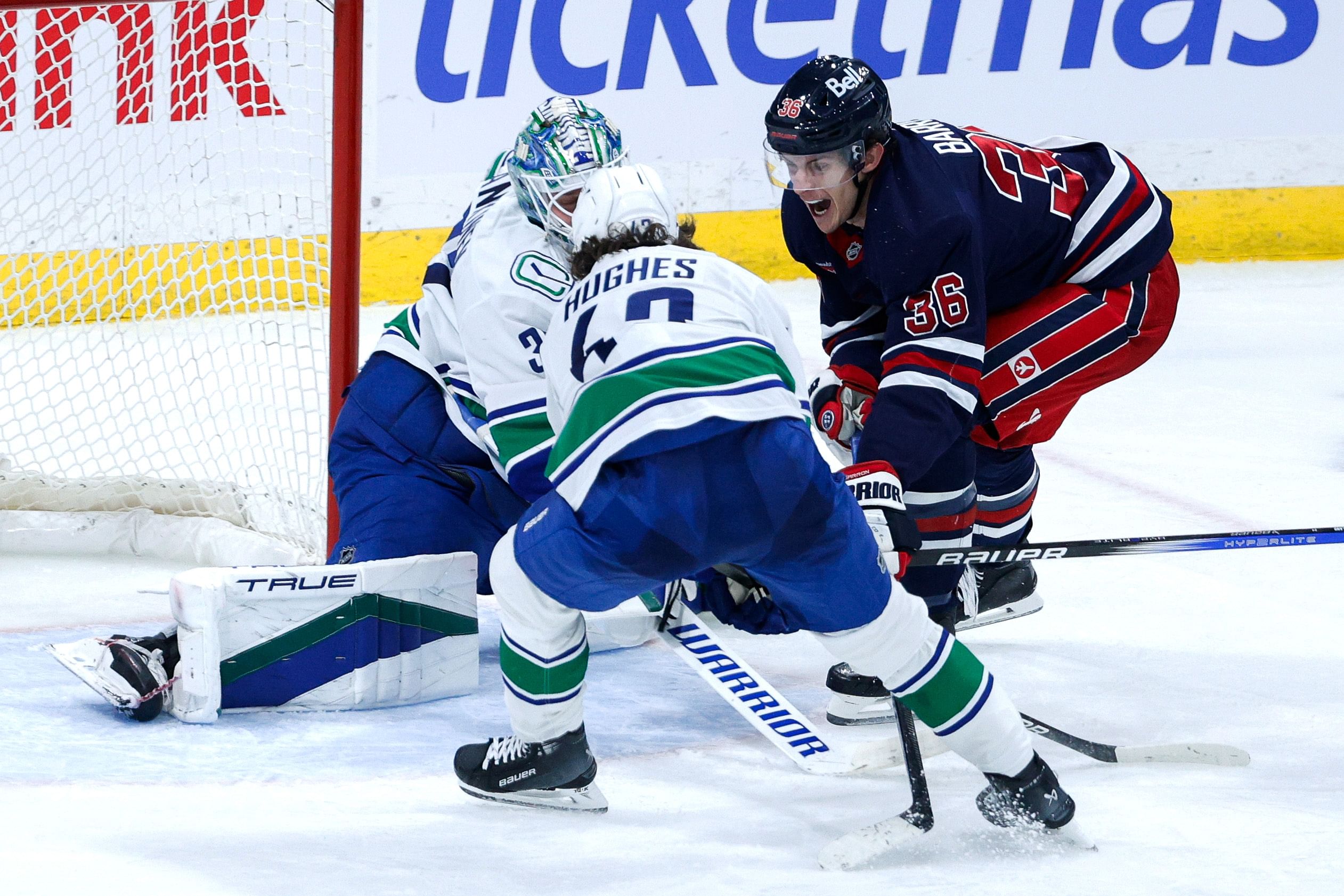 The Vancouver Canucks are favored to win tonight (Imagn)