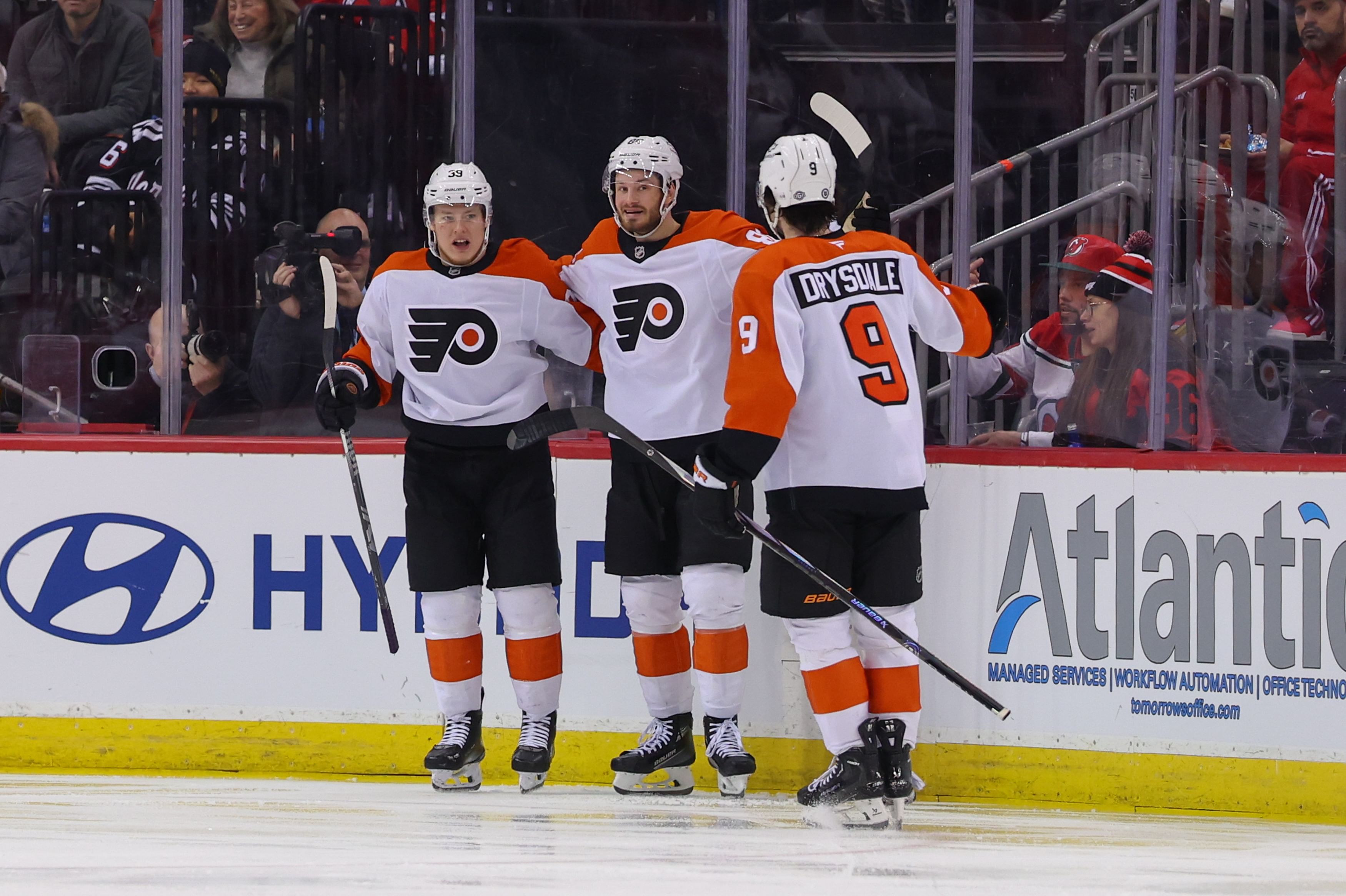 NHL: Philadelphia Flyers at New Jersey Devils - Source: Imagn