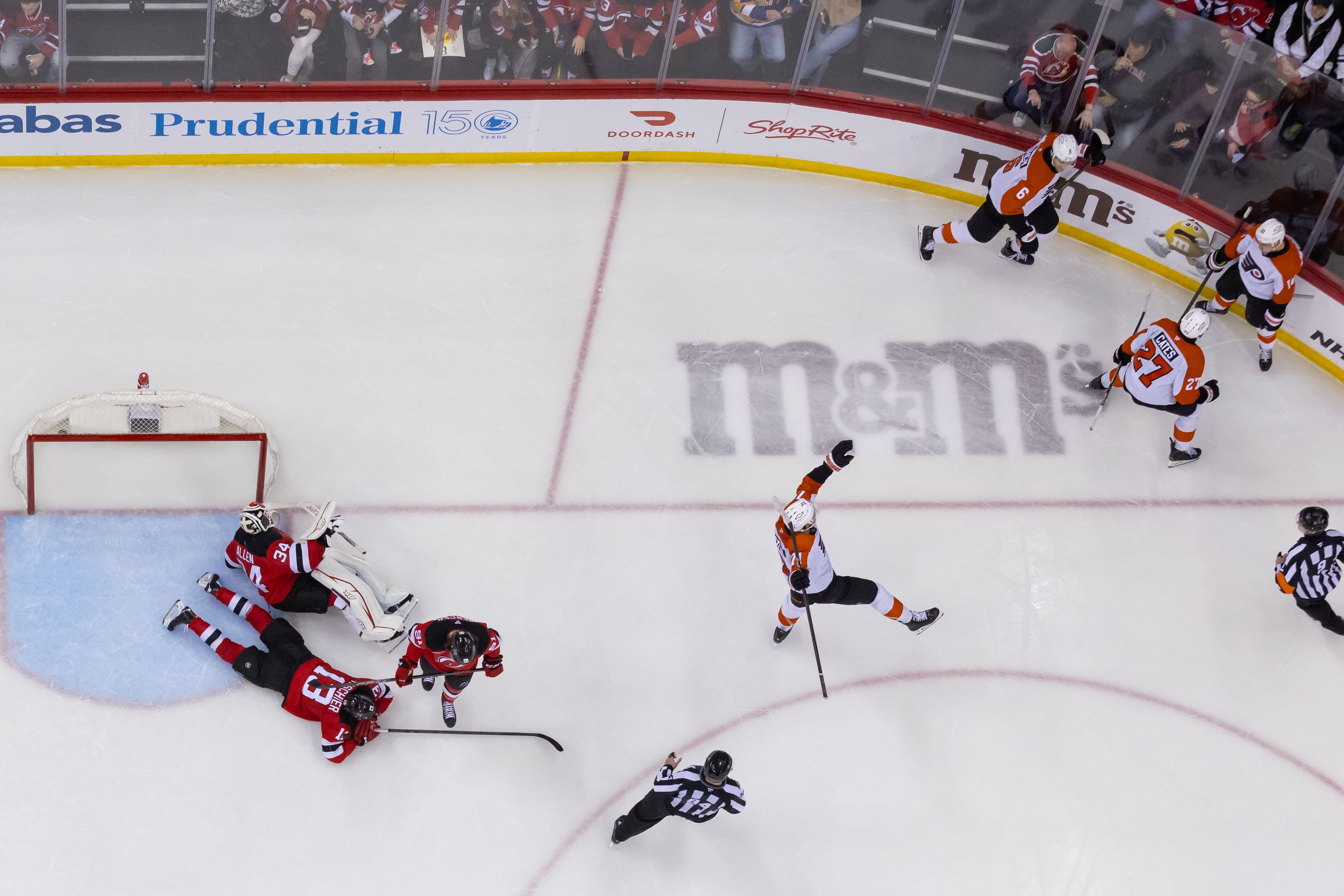 NHL: Philadelphia Flyers at New Jersey Devils - Source: Imagn