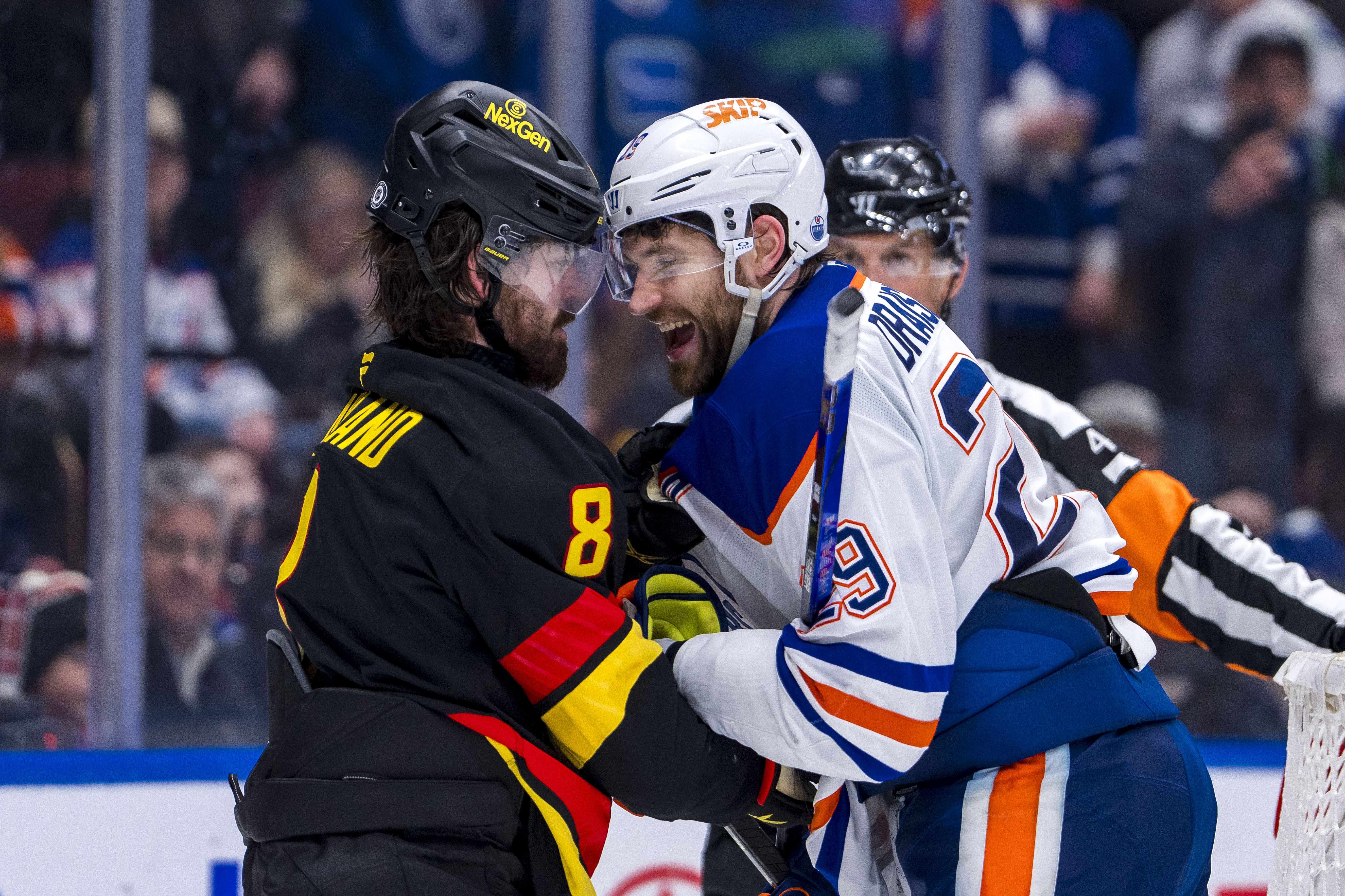 NHL: Edmonton Oilers at Vancouver Canucks - Source: Imagn