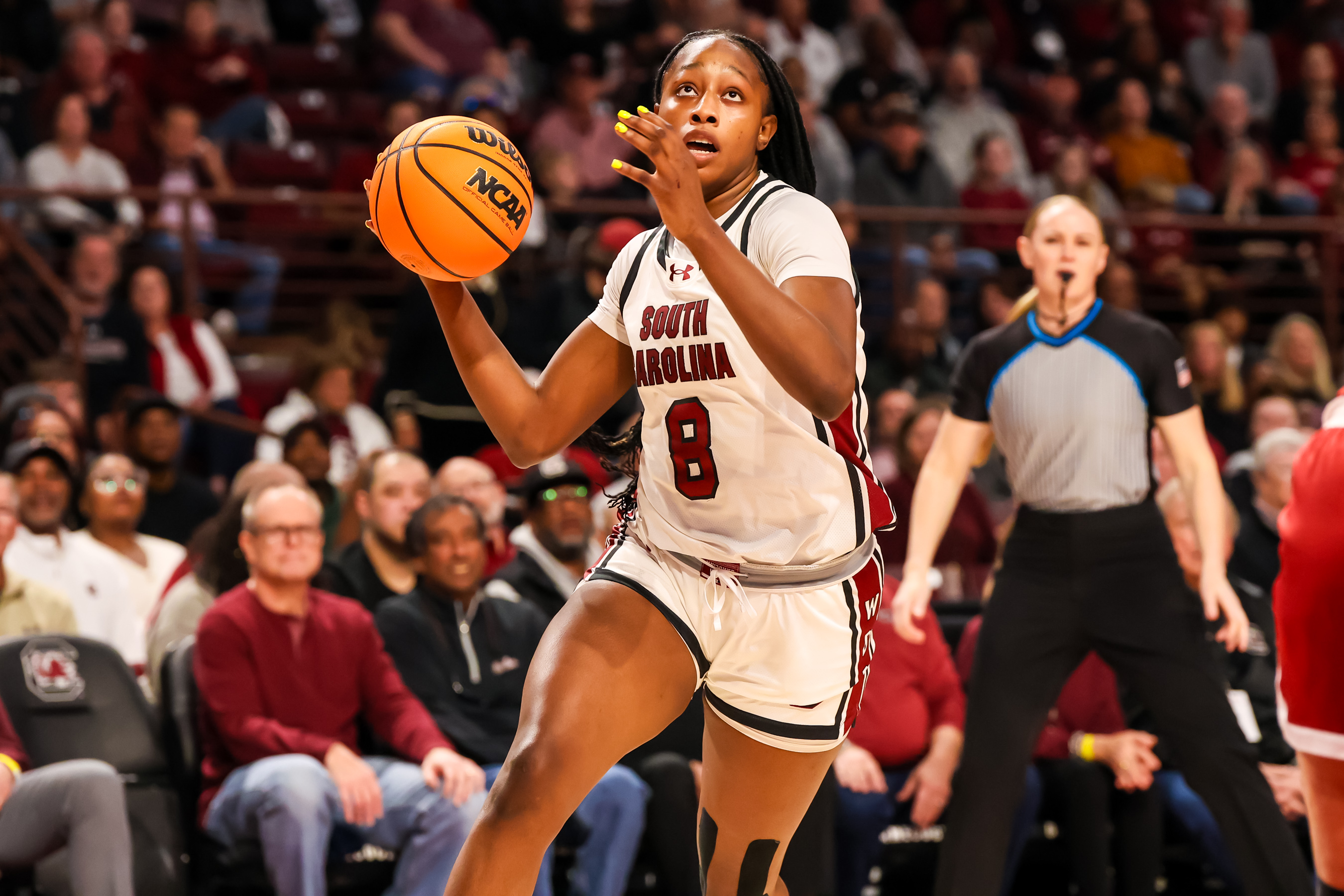 "I want her to not be in the gym so much": Dawn Staley in awe of South Carolina star Joyce Edwards' work ethic