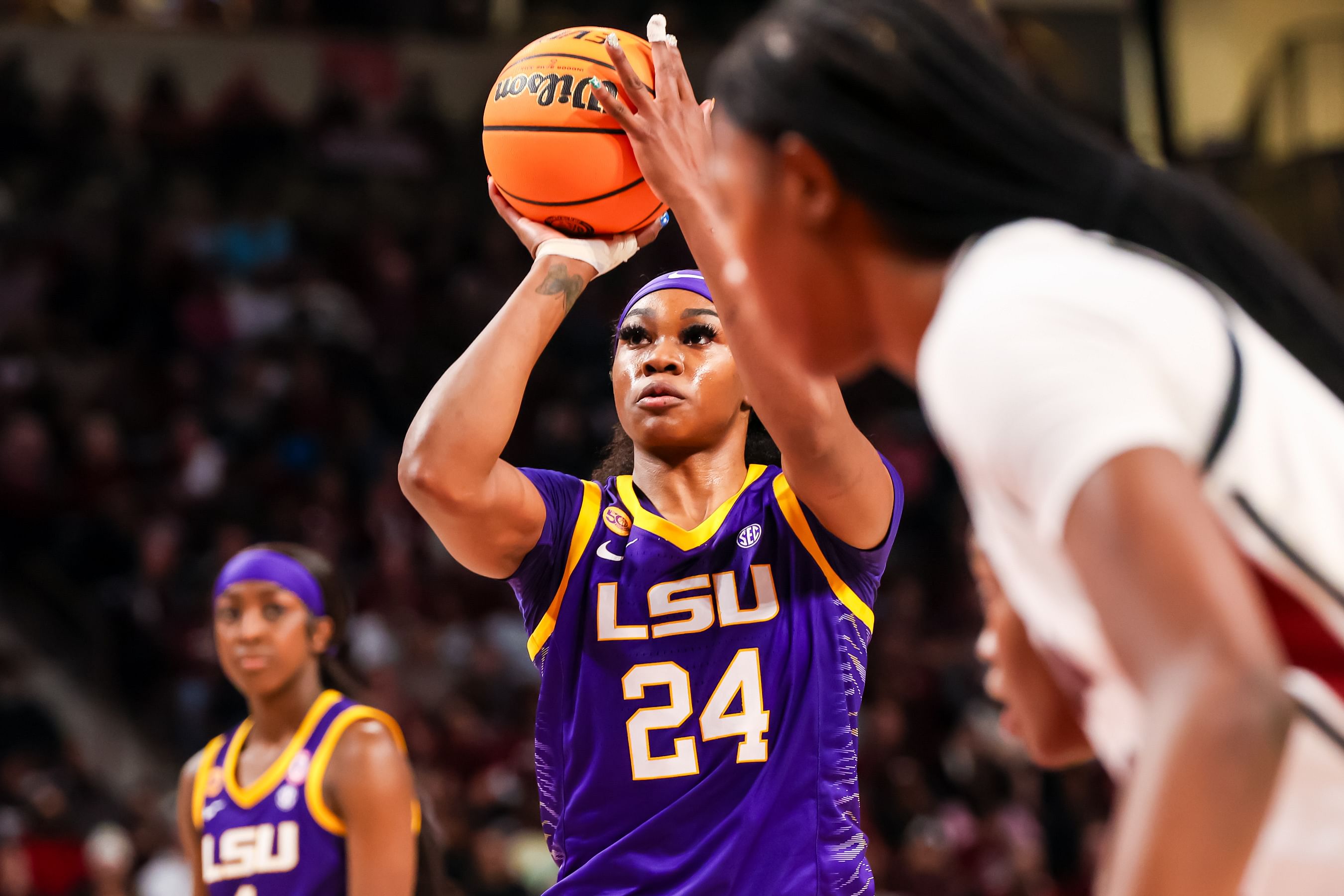 LSU Lady Tigers guard Aneesah Morrow (24) shoots a free throw against the South Carolina Gamecocks. (Credits: IMAGN)