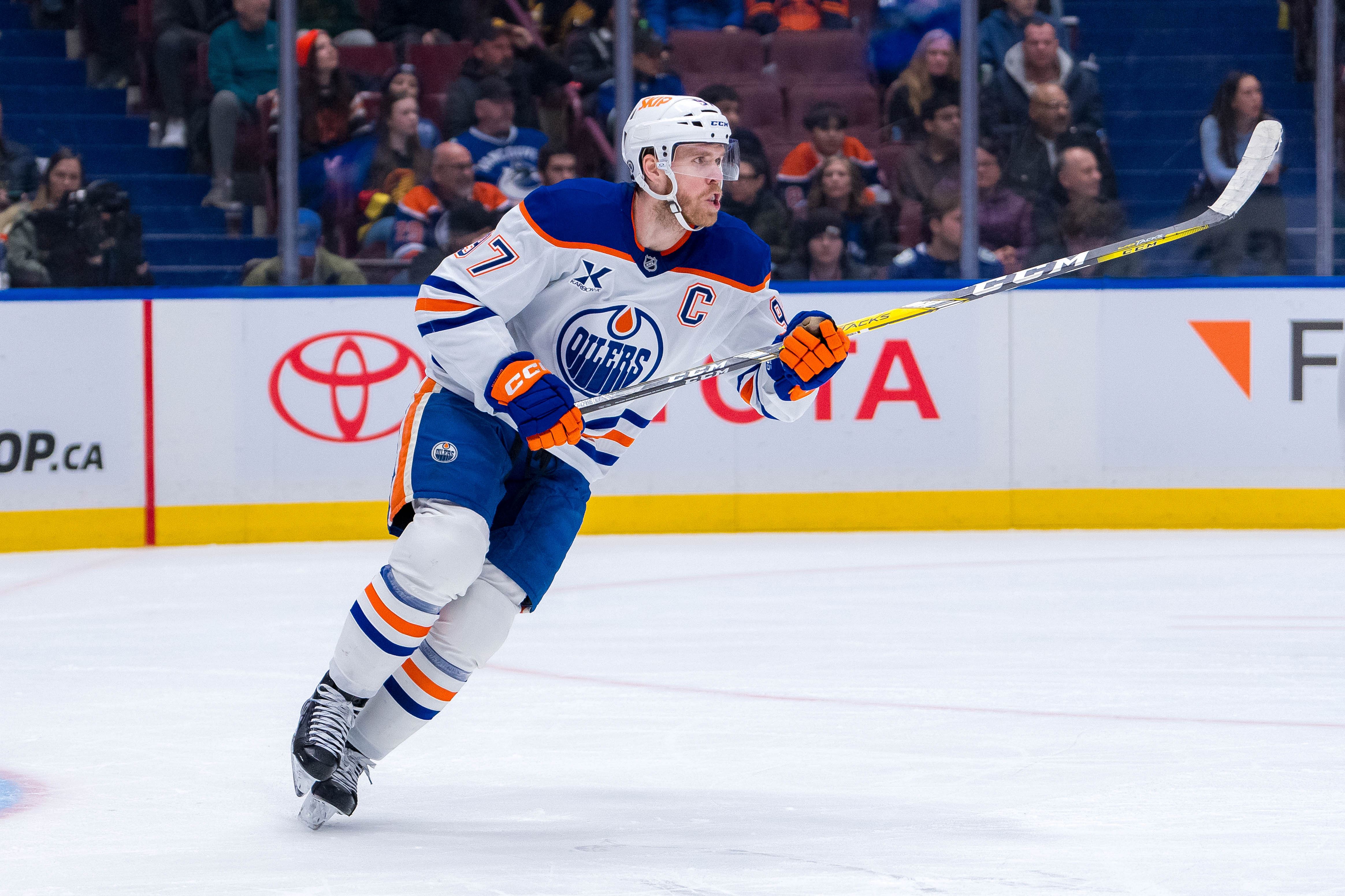 Edmonton Oilers forward Connor McDavid (97) skates during an NHL game. (Credits: IMAGN)