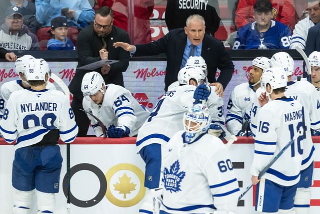 Jan 25, 2025; Ottawa, Ontario, CAN; Toronto Maple Leafs head coach Craig Berube speaks to his team during a timeout in the third period against the Ottawa Senators at the Canadian Tire Centre. Mandatory Credit: Marc DesRosiers-Imagn Images - Source: Imagn