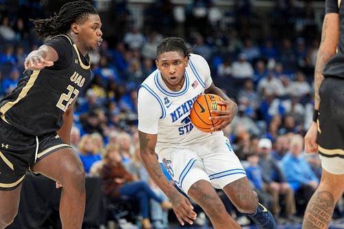 Memphis' Dain Dainja (#42) drives to the basket during the game against the UAB Blazers at FedExForum on Sunday, January 26, 2025, in Memphis, Tennessee. Photo: Imagn