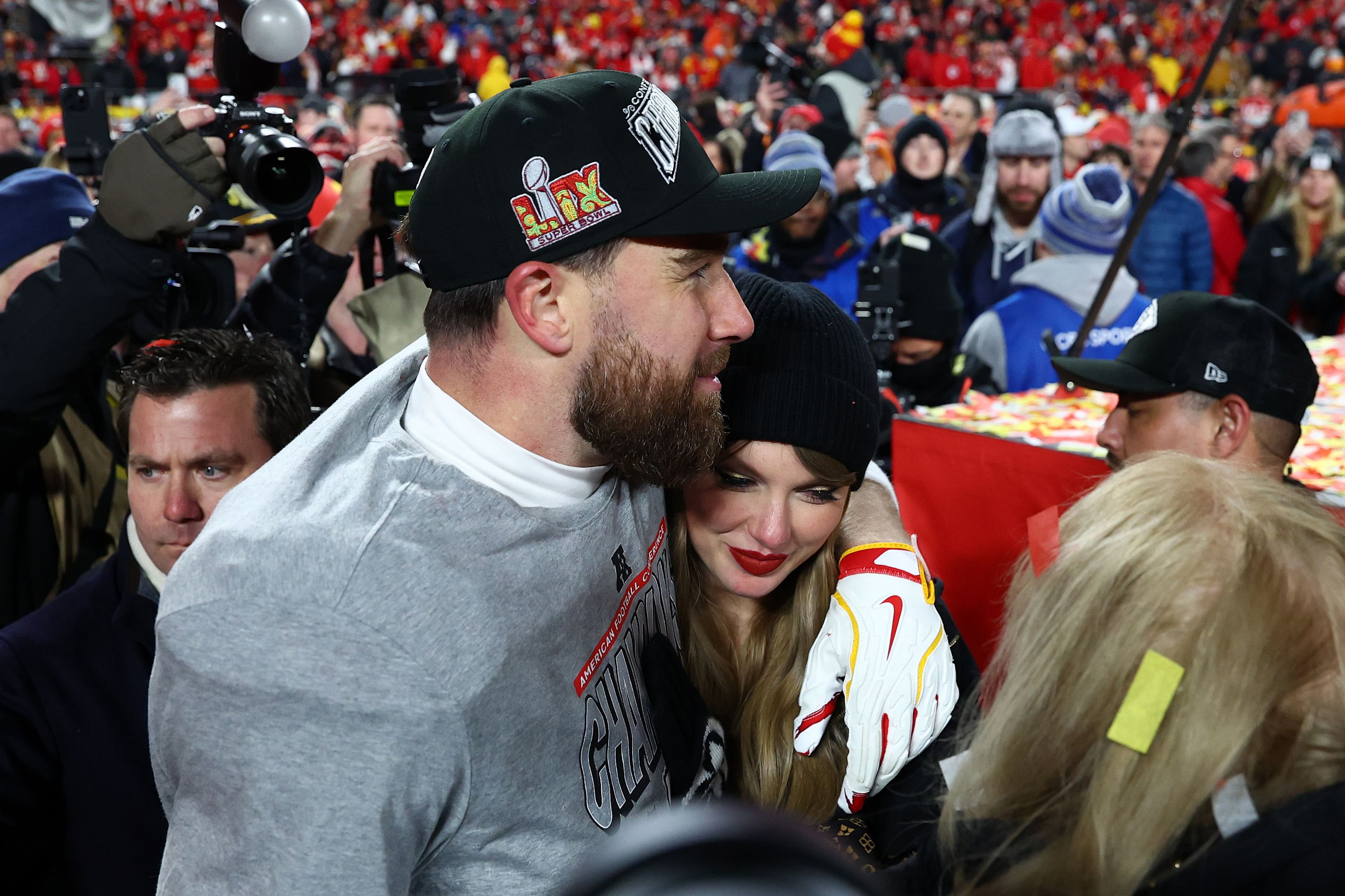 What did Taylor Swift say to Travis Kelce after Chiefs AFCCG win? Camera captures couple