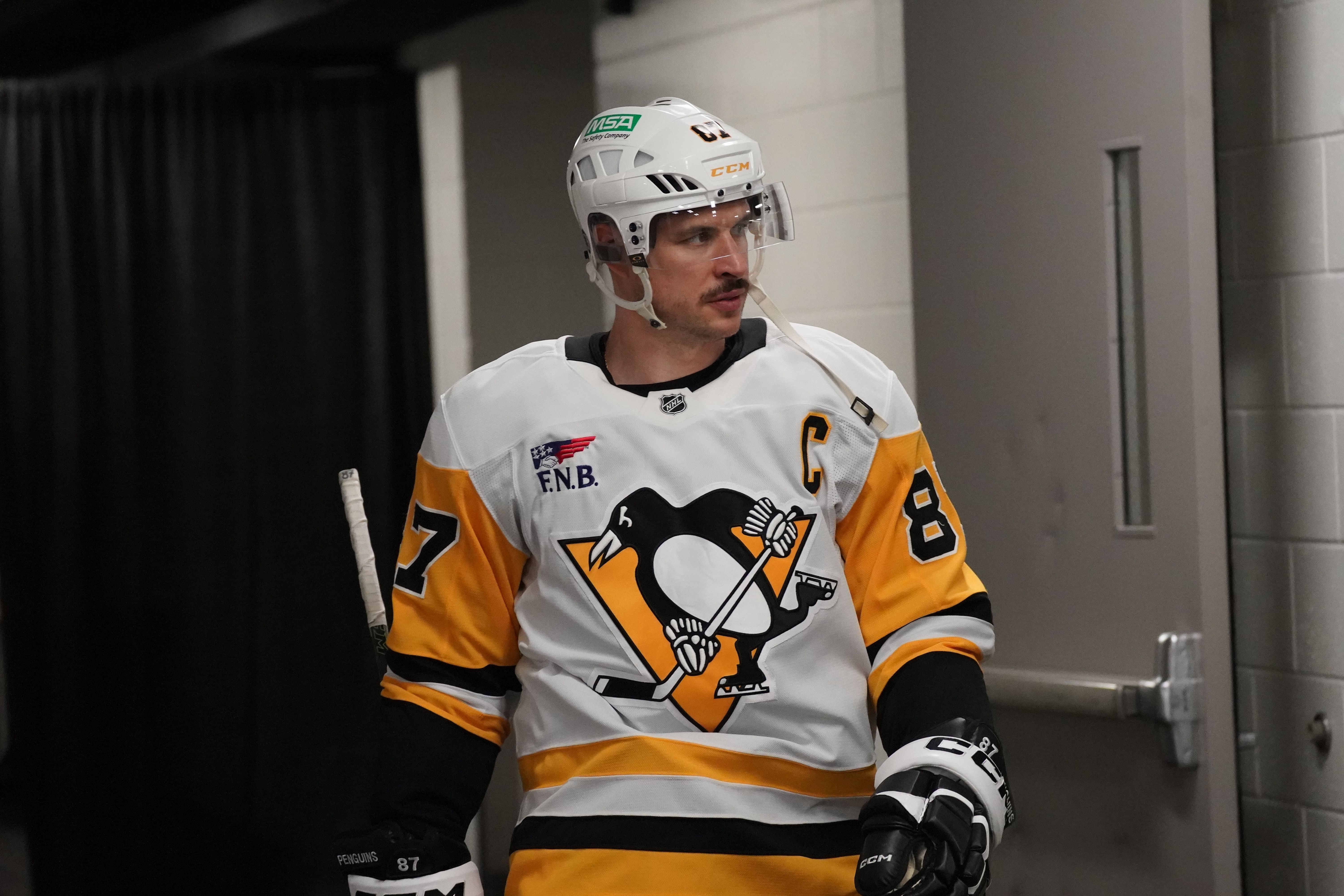 Sidney Crosby has been in so many trade rumors (Imagn)