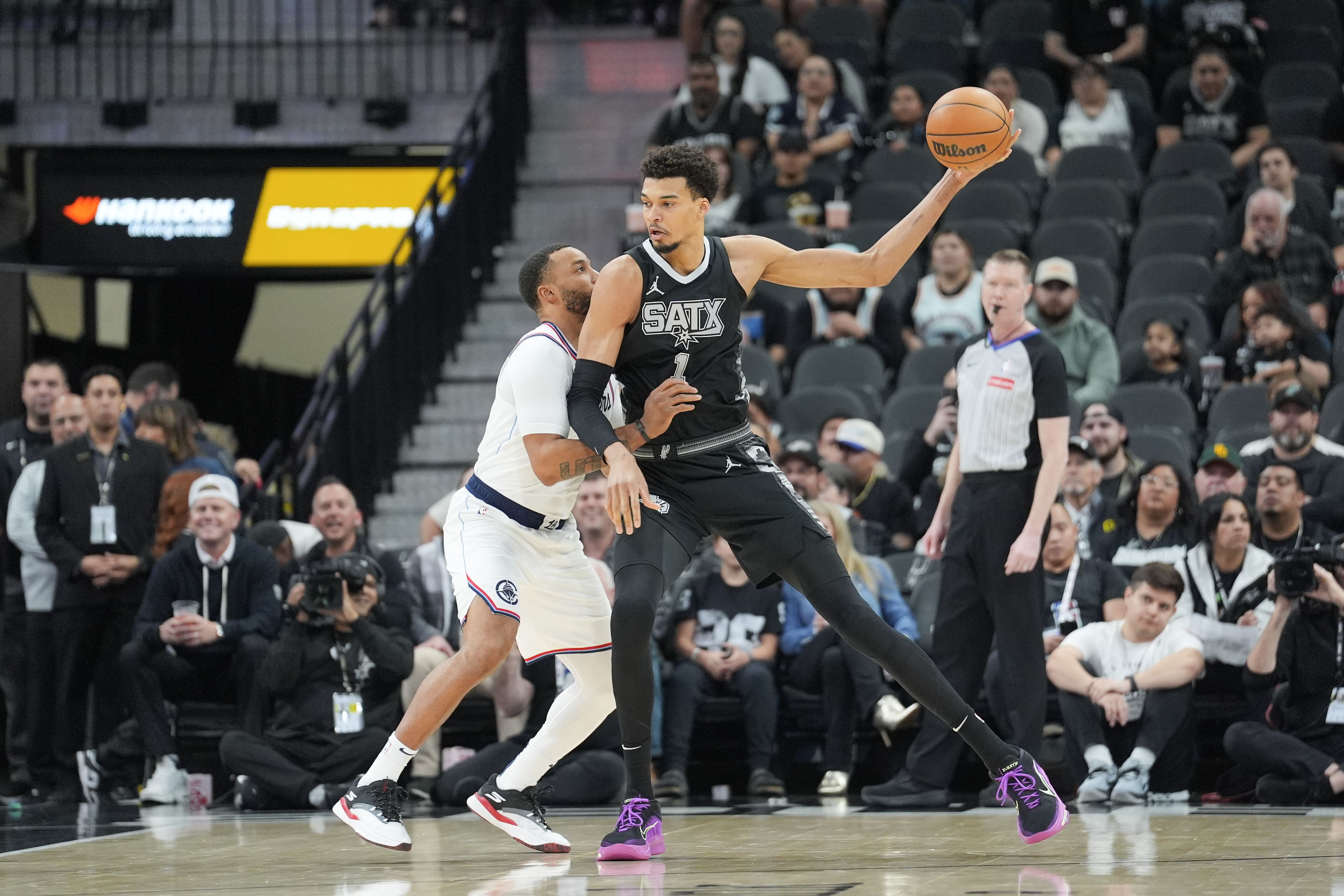 NBA: Los Angeles Clippers at San Antonio Spurs - Source: Imagn