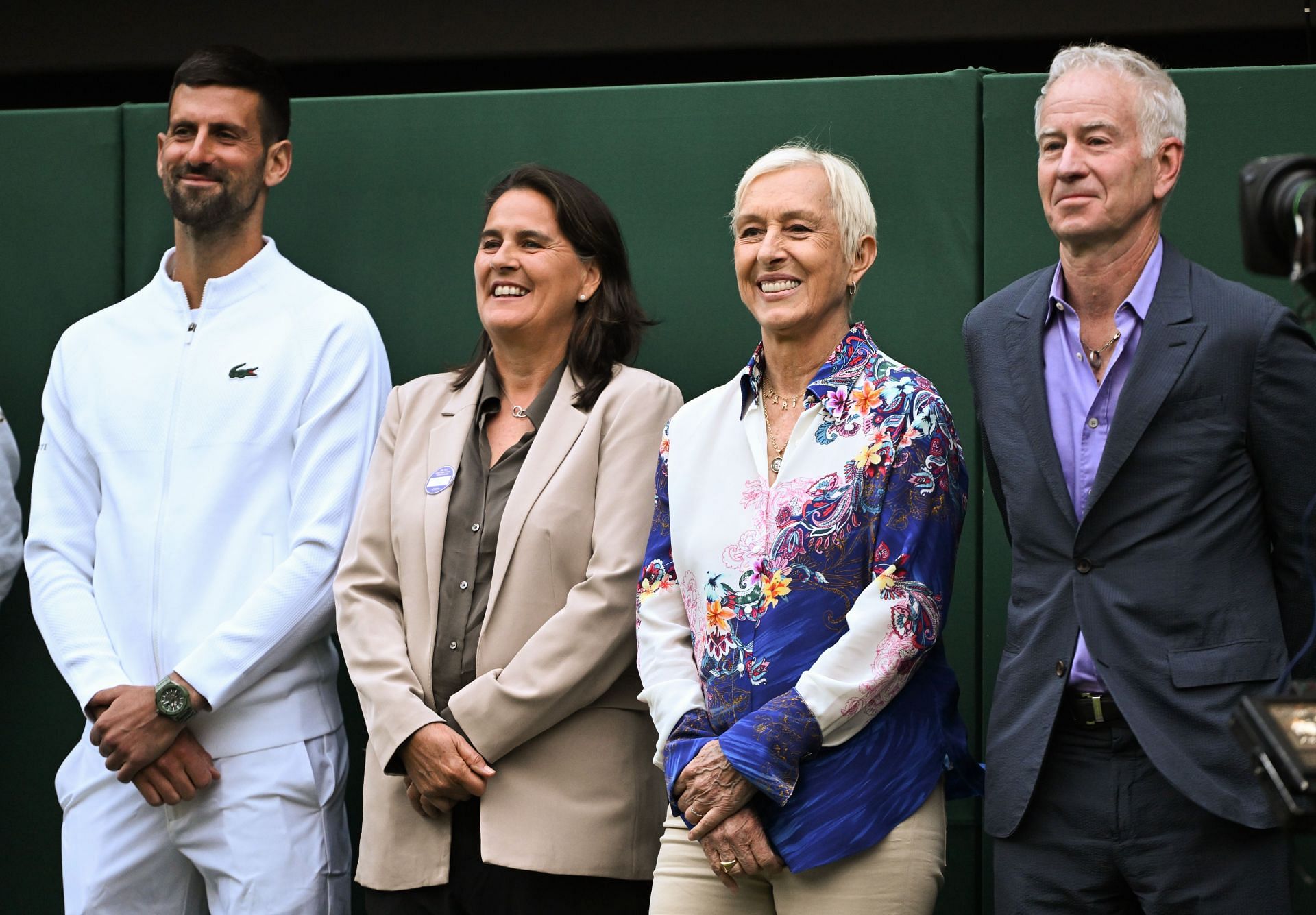 (L-R) Novak Djokovic, Conchita Mart&iacute;nez, Martina Navratilova and John McEnroe at Andy Murray&#039;s farewell (Source: Getty)