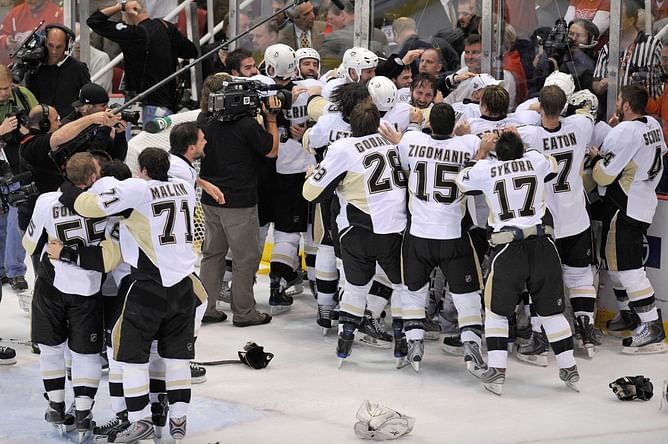 When a decorated Pittsburgh Penguins legend's uplifting text message fired up Sidney Crosby & Co. before 2009 Stanley Cup Final Game 7