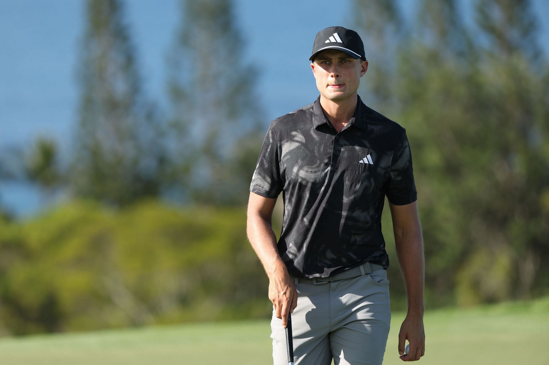 Ludvig &Aring;berg walks on the 13th hole during the second round of The Sentry 2025 (Image Source: Getty)