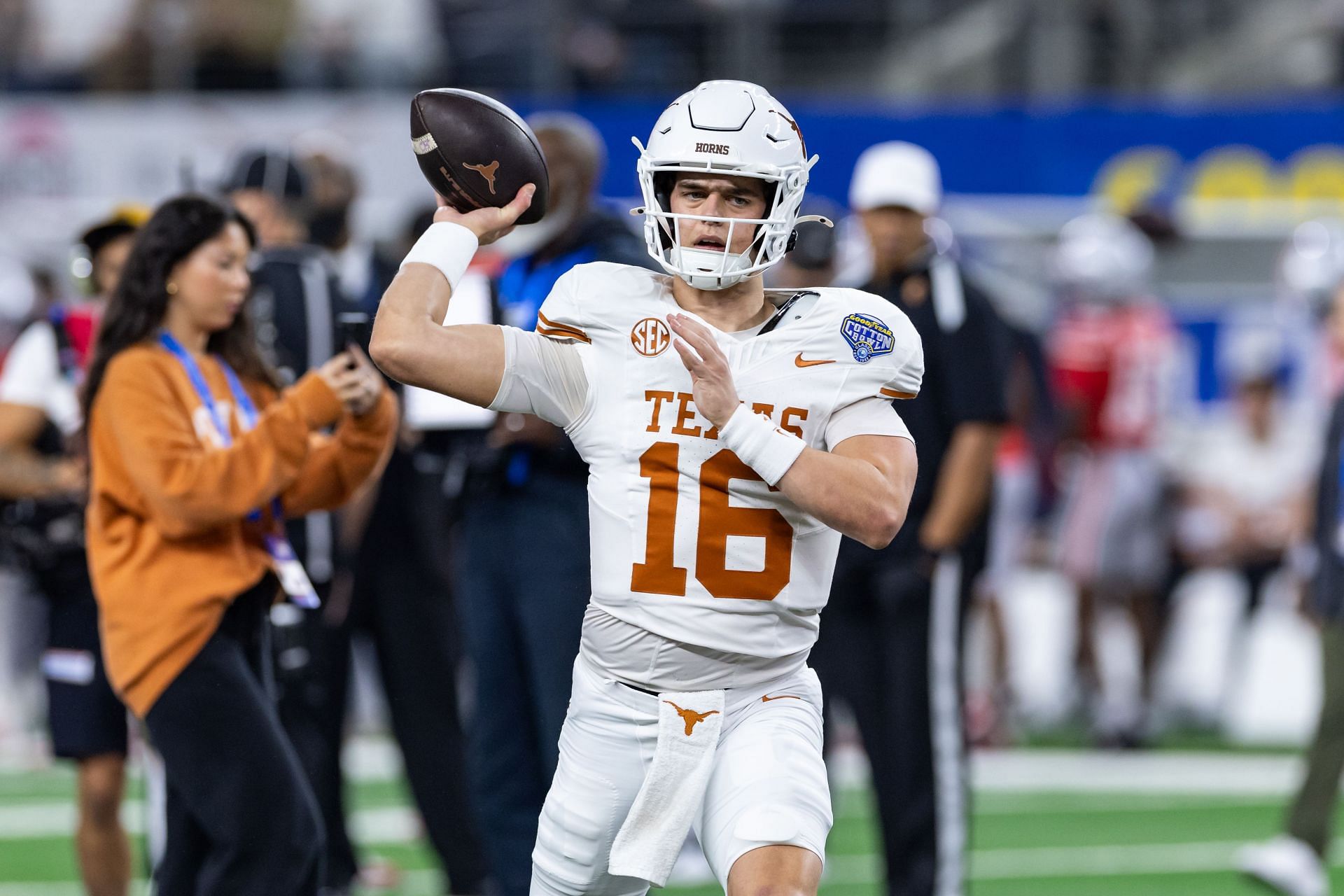 COLLEGE FOOTBALL: JAN 10 CFP Semifinal Cotton Bowl Classic - Texas v Ohio State - Source: Getty